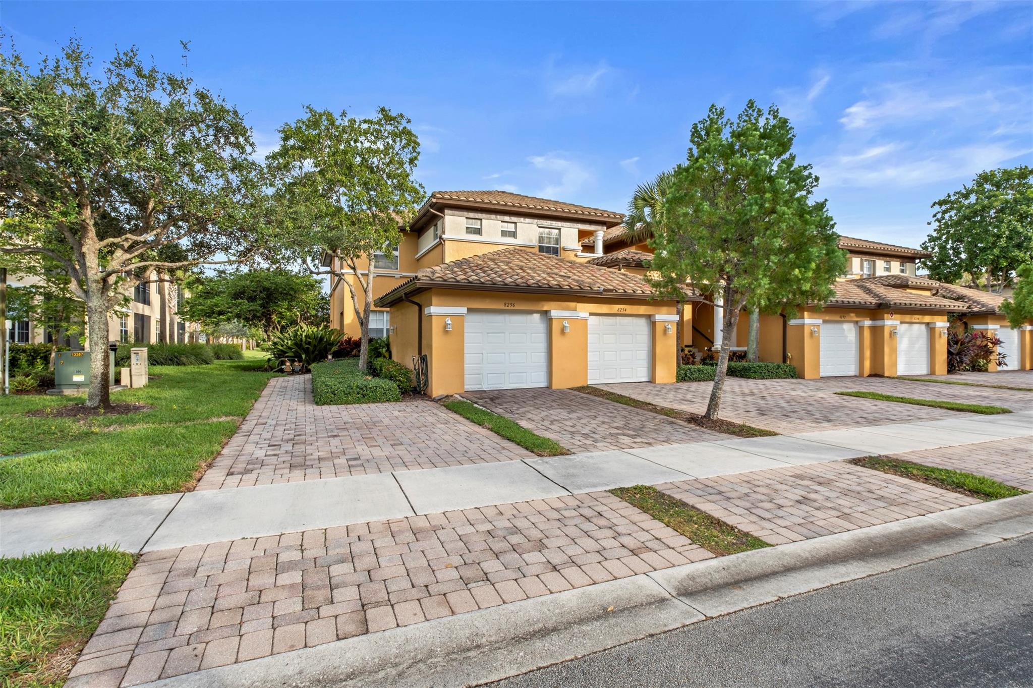 Cypress Pointe,heron Bay