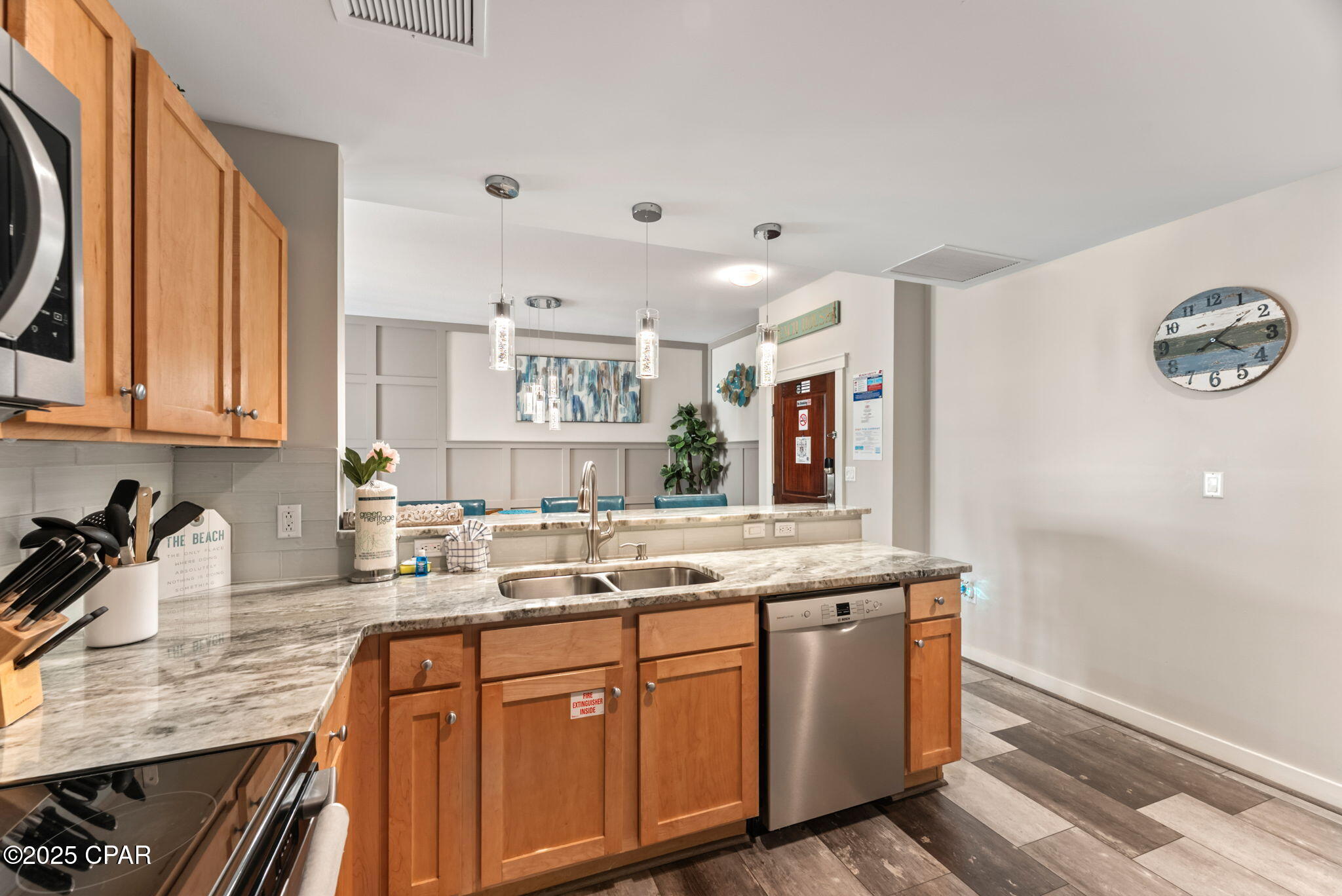 Image 16 For 15100 Front Beach Road 908