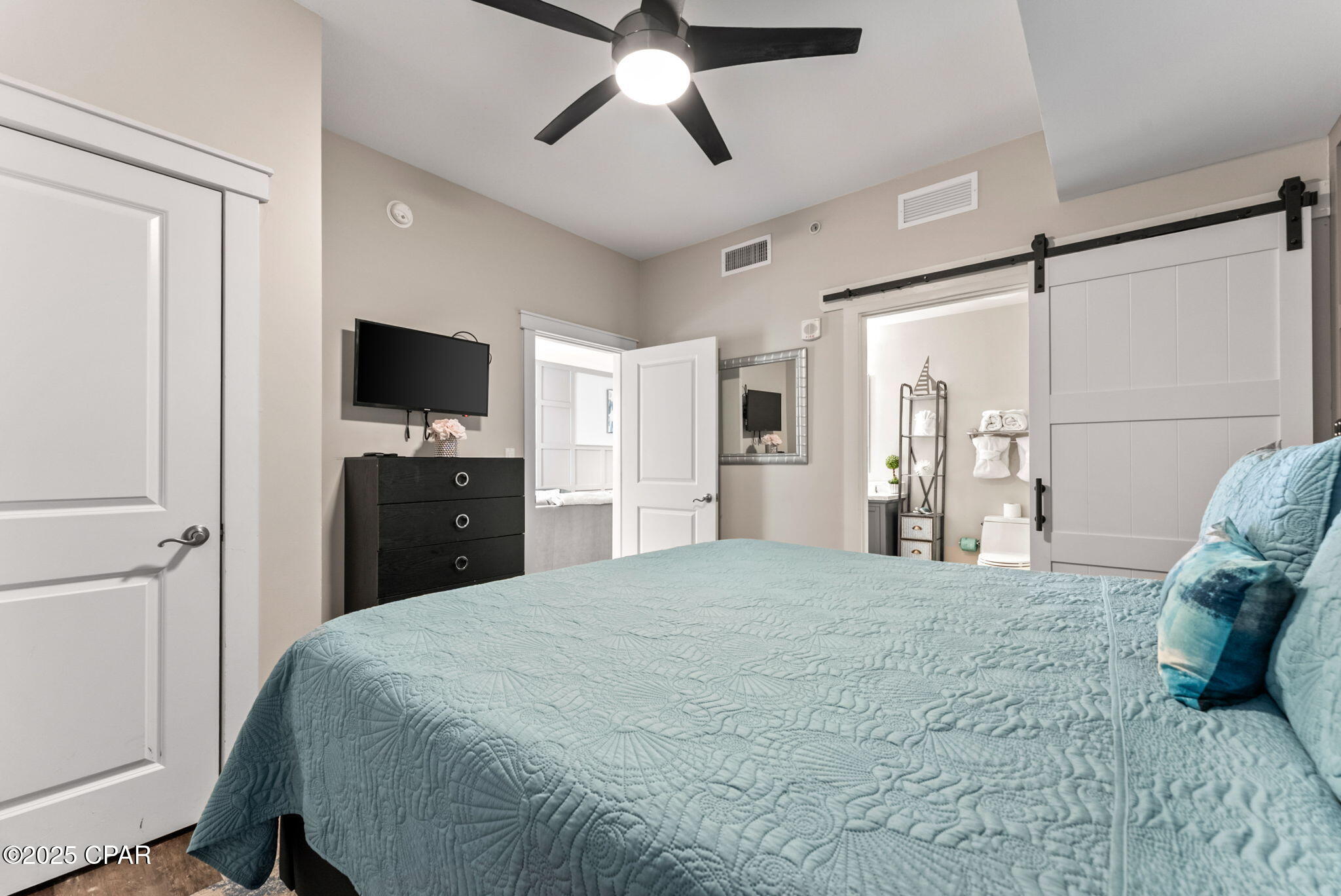 Image 30 For 15100 Front Beach Road 908