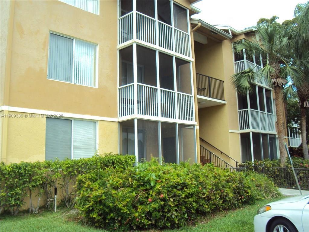 Windward Lakes Condo