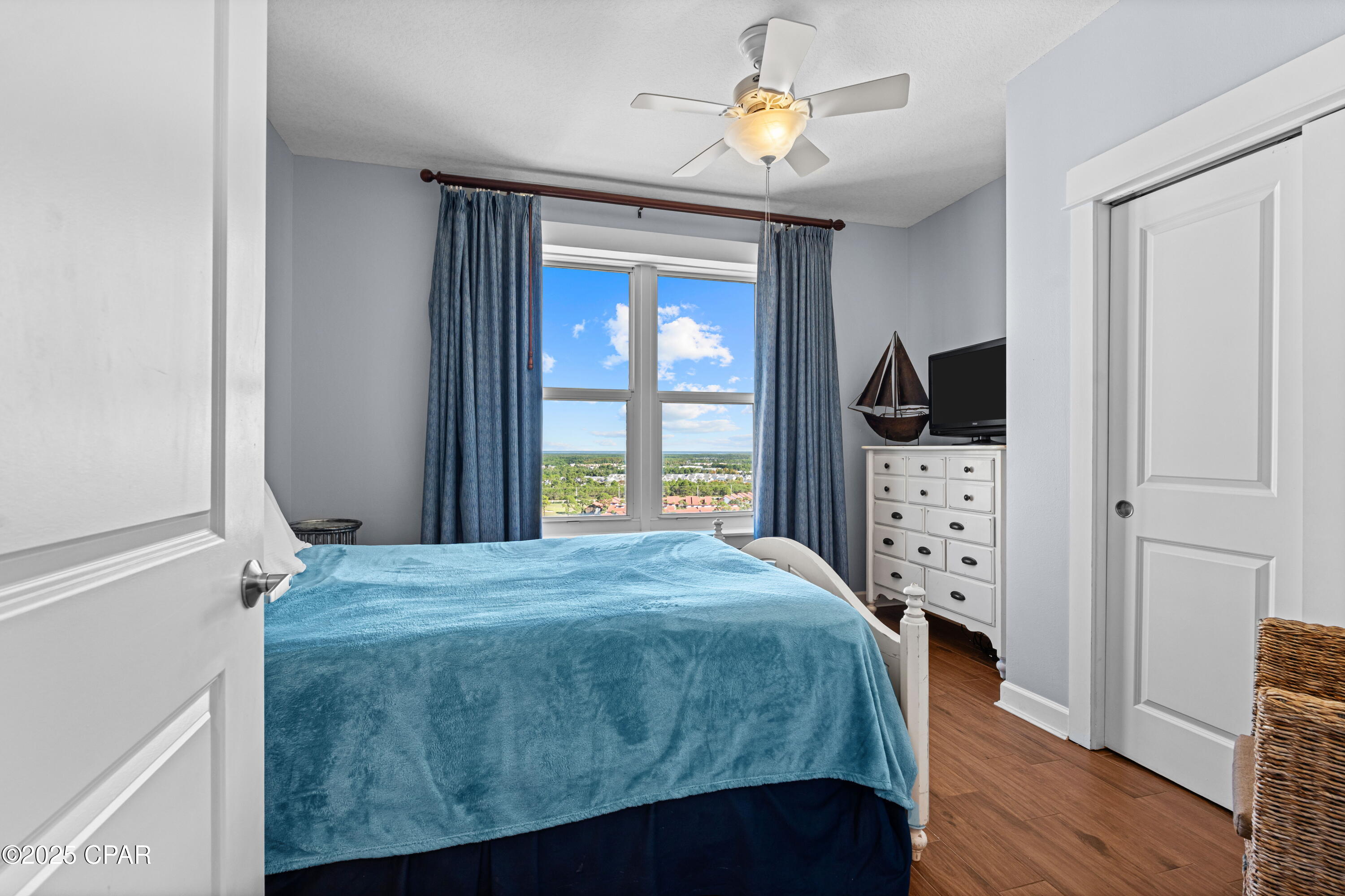 Image 30 For 11807 Front Beach Road 1809