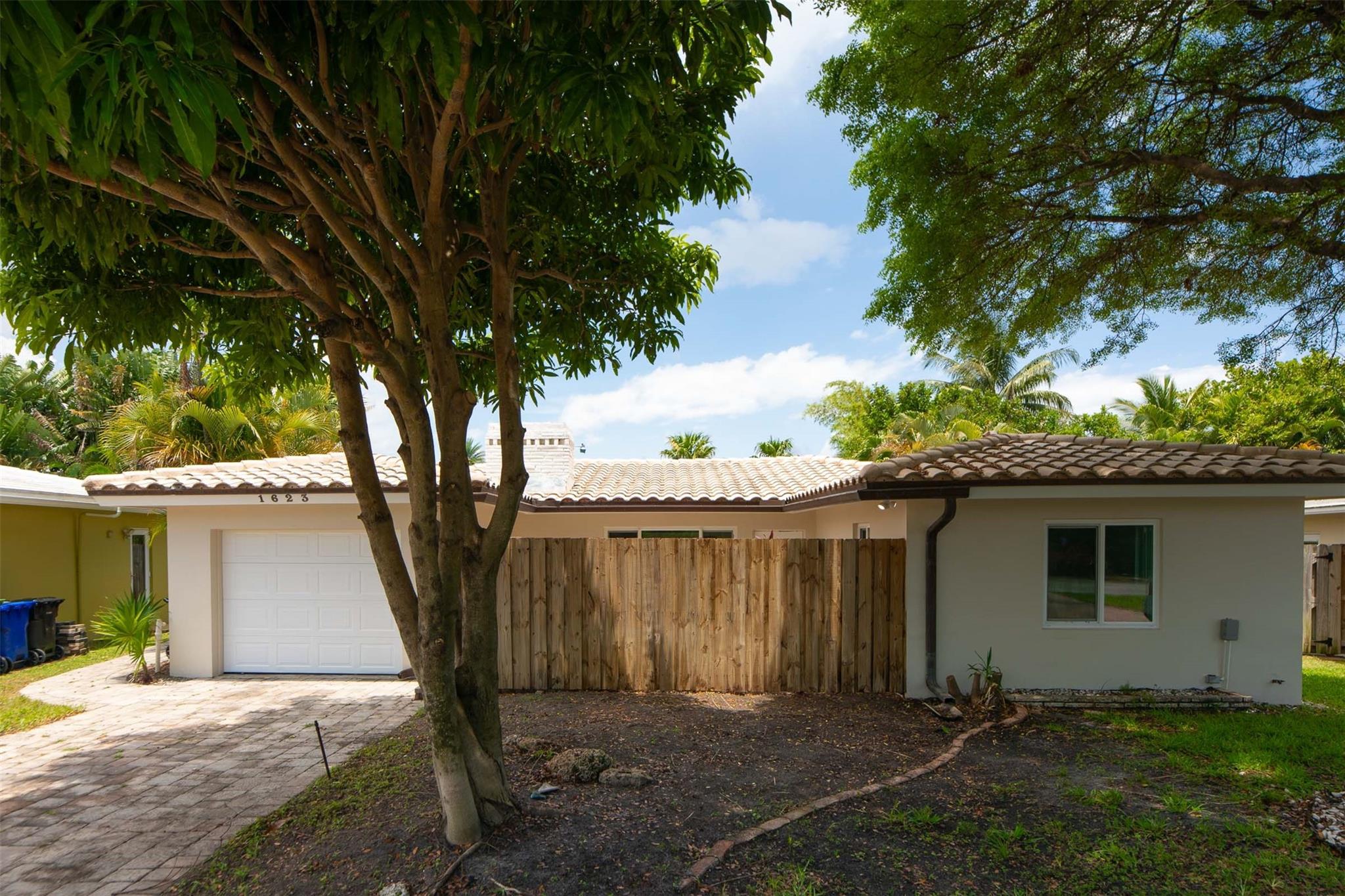 Poinsettia Heights River