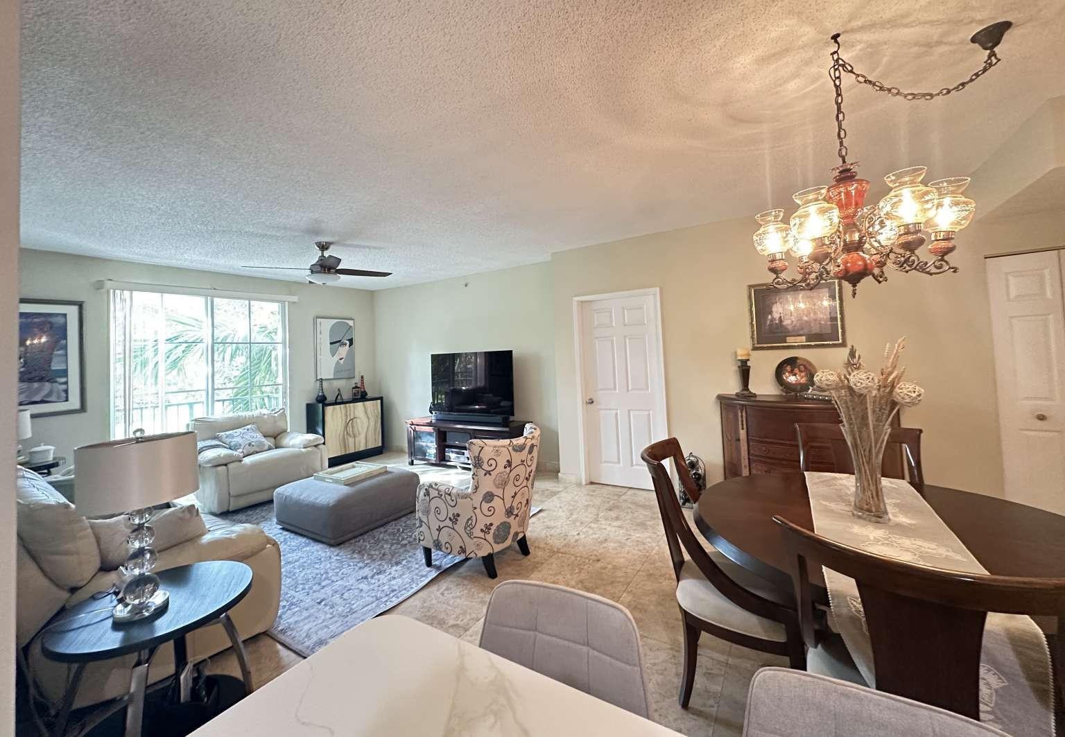 Courtyards In Cityplace