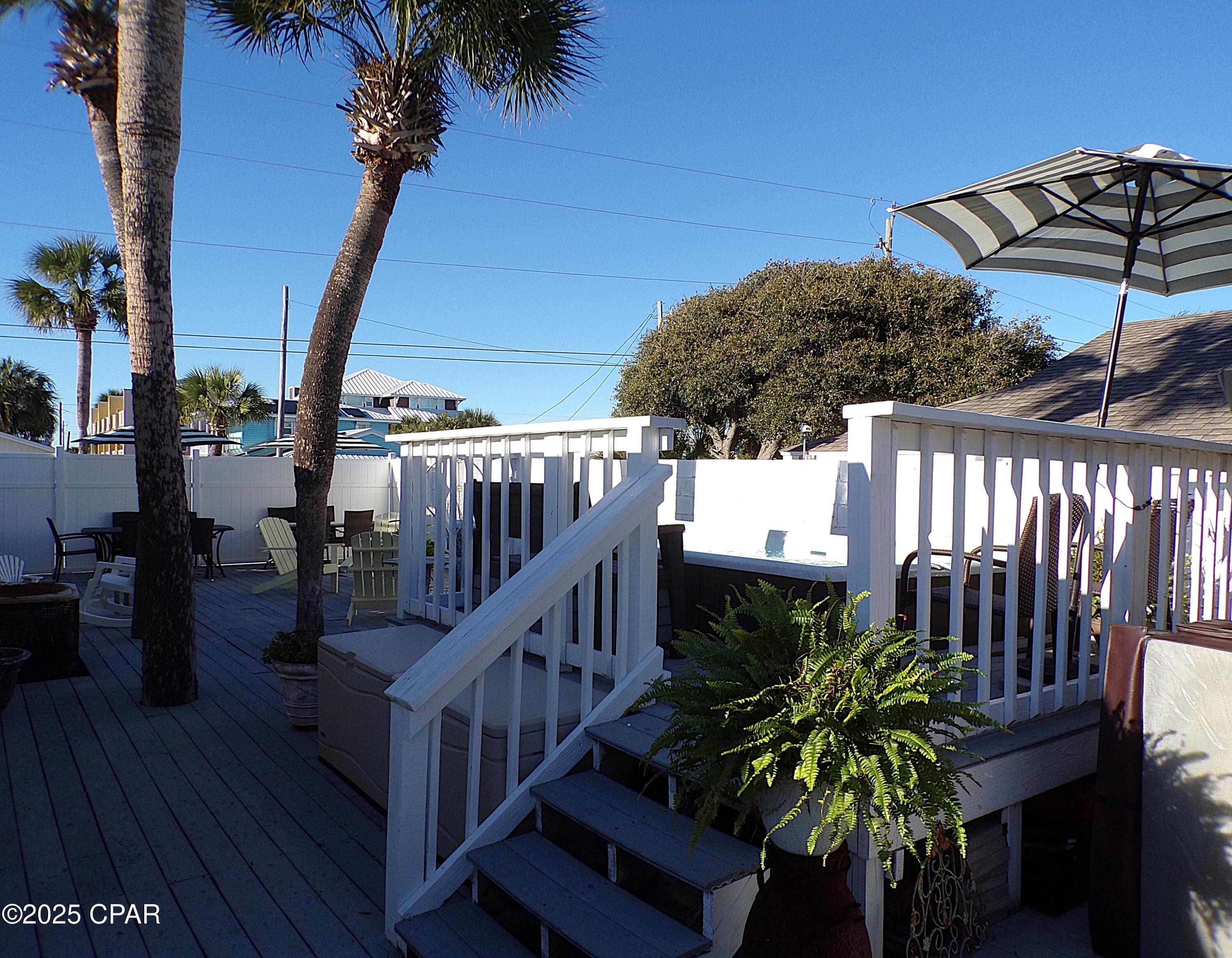 Image 14 For 8213 Surf Drive