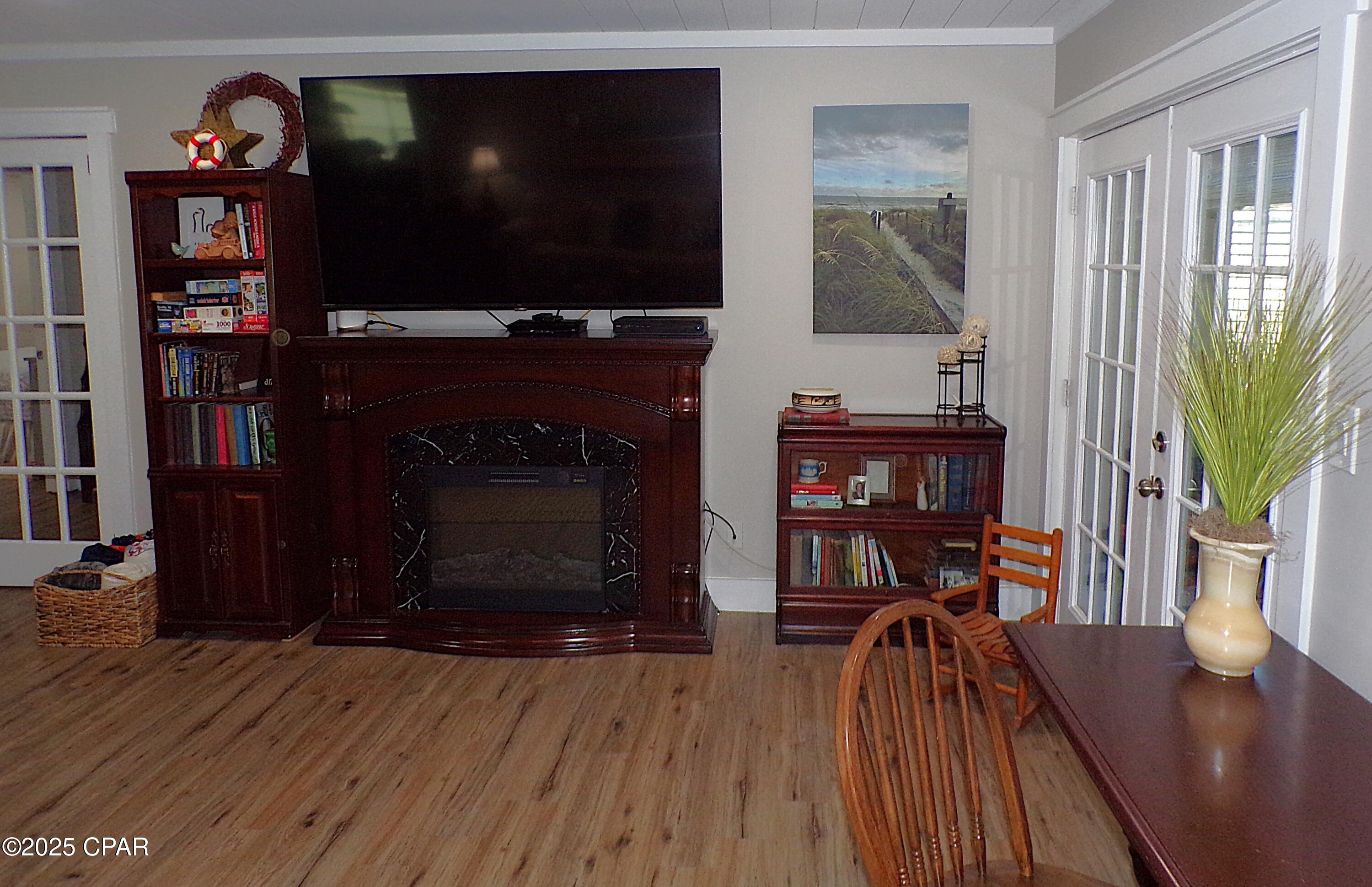 Image 24 For 8213 Surf Drive