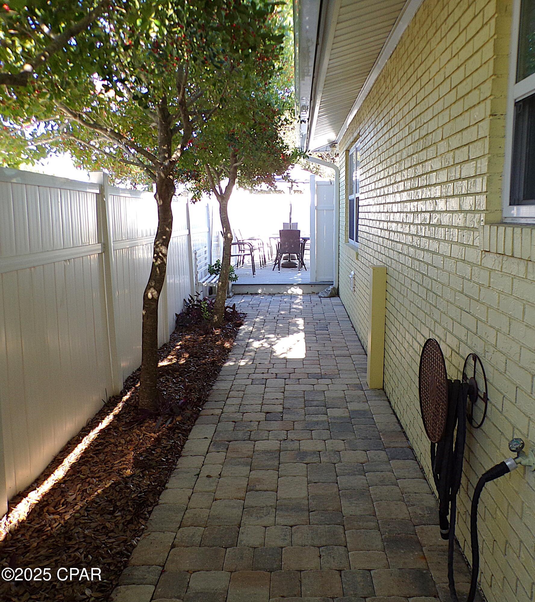 Image 6 For 8213 Surf Drive