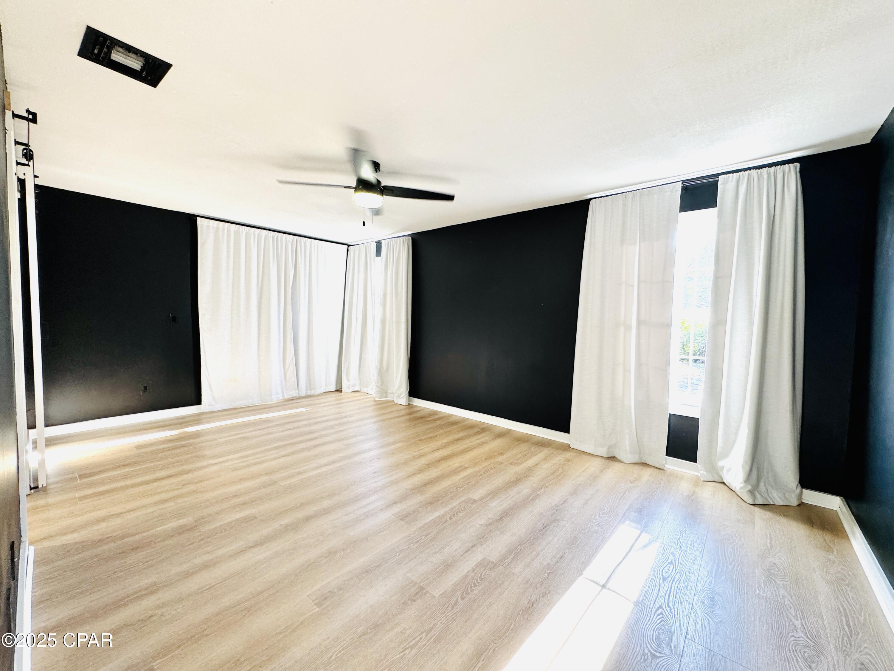 Image 12 For 205 Covington Street