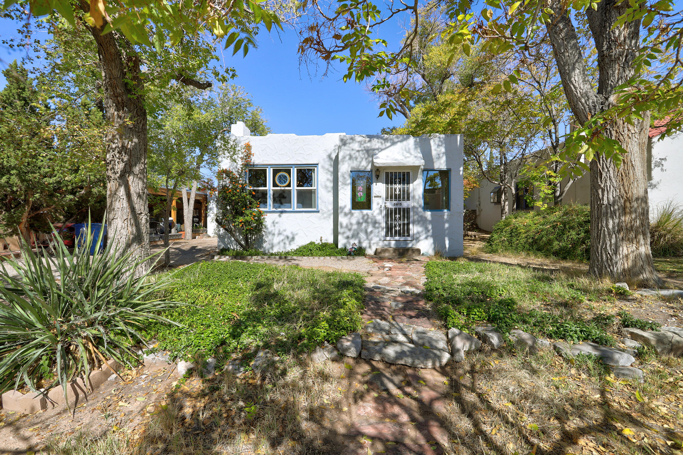 3615 Campus Boulevard NE