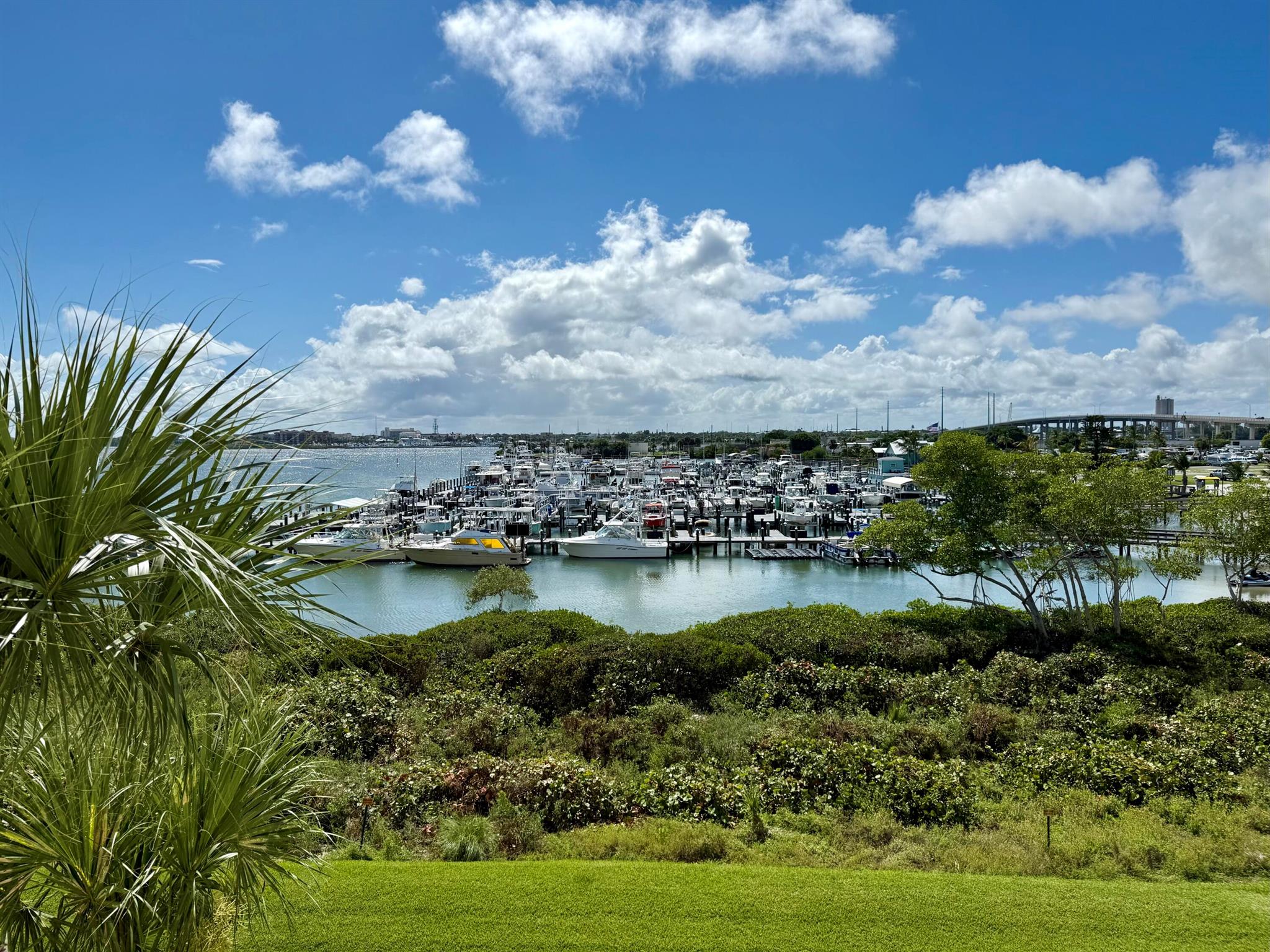 Harbour Isle At Hutchinso
