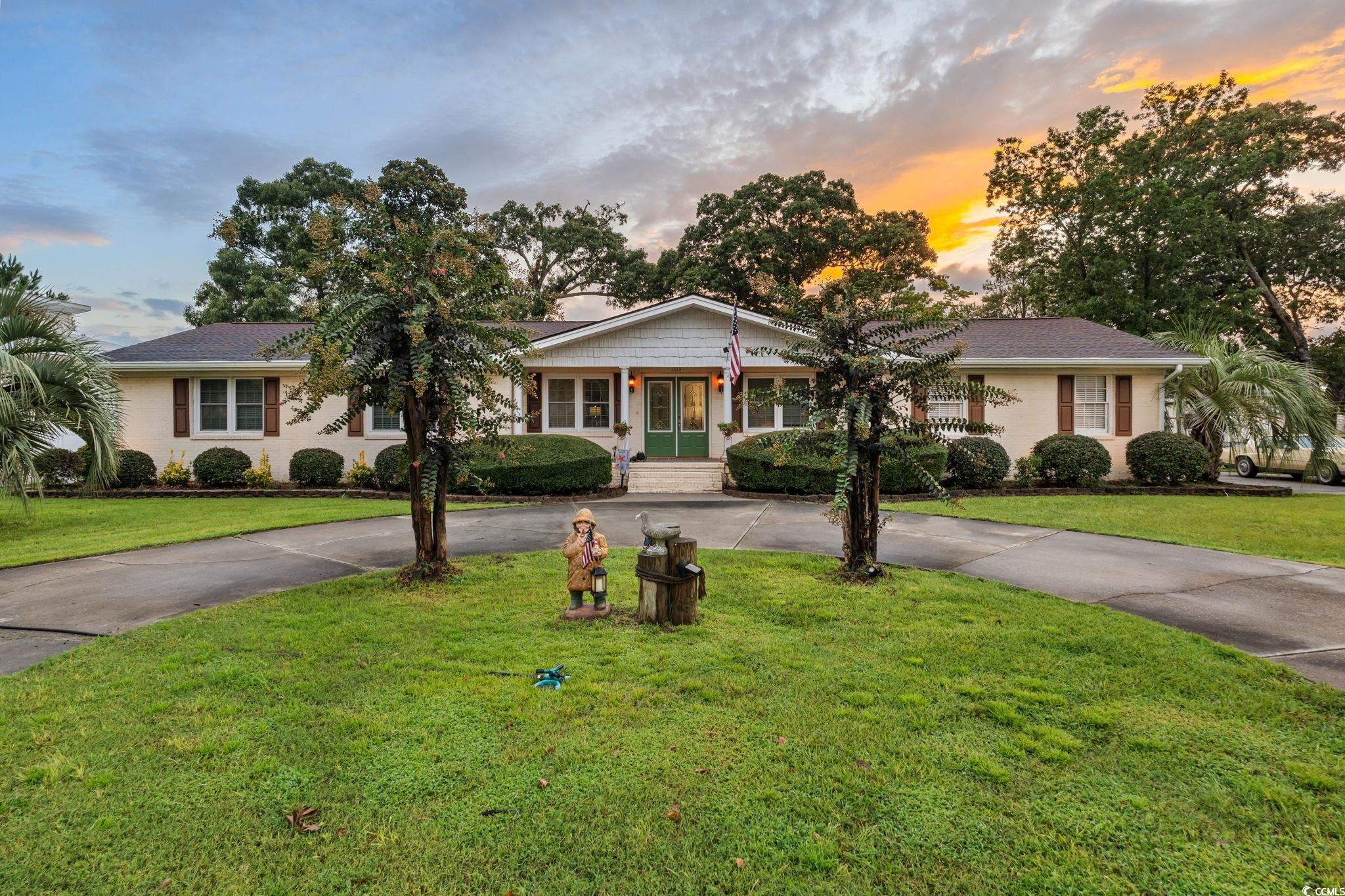 1513 Magnolia Dr. North Myrtle Beach, SC 29582
