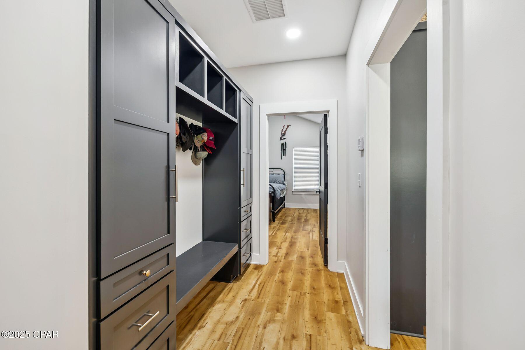 Image 18 For 2228 U.s. Highway 90