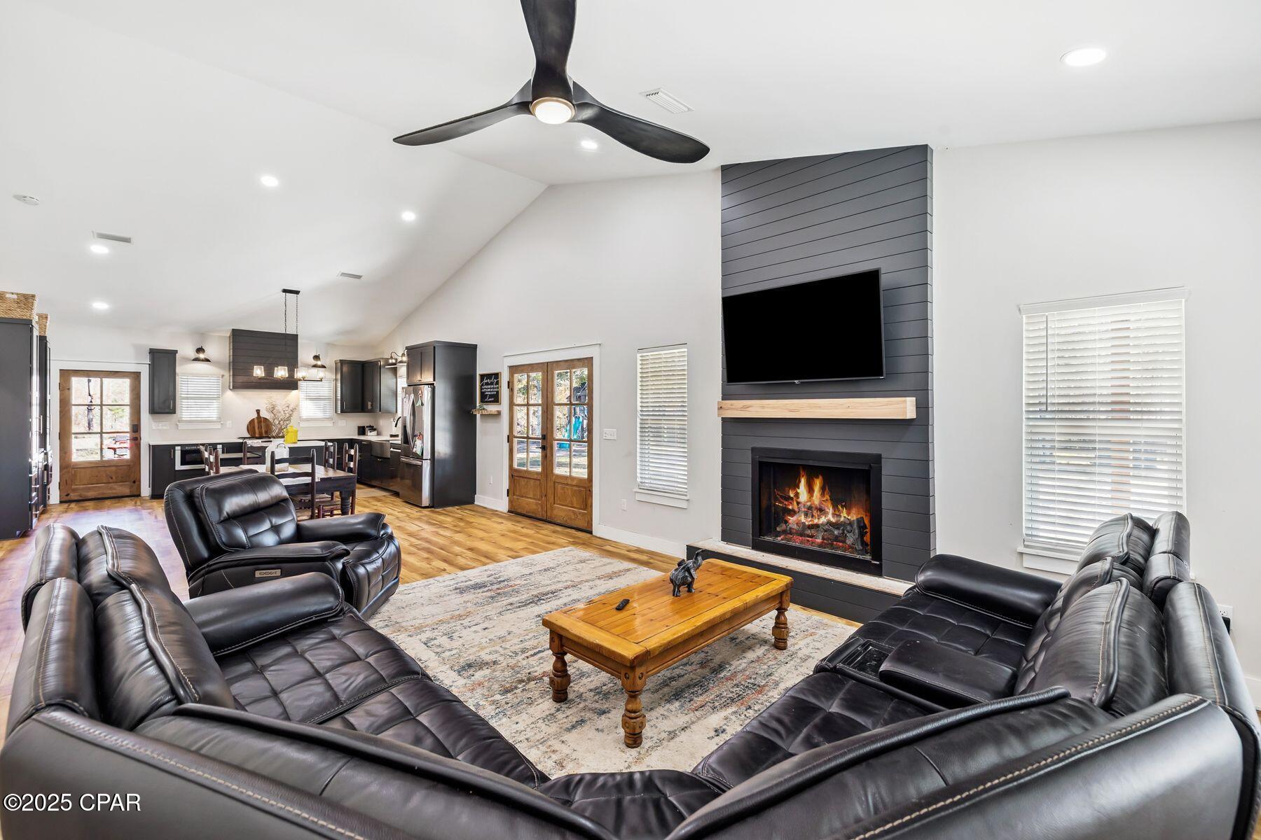 Image 3 For 2228 U.s. Highway 90