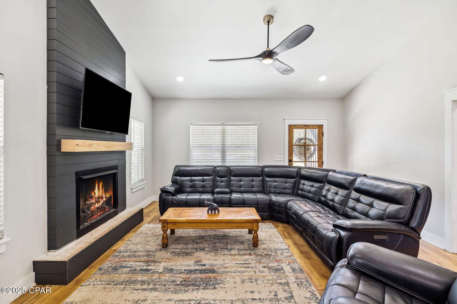 Image 8 For 2228 U.s. Highway 90