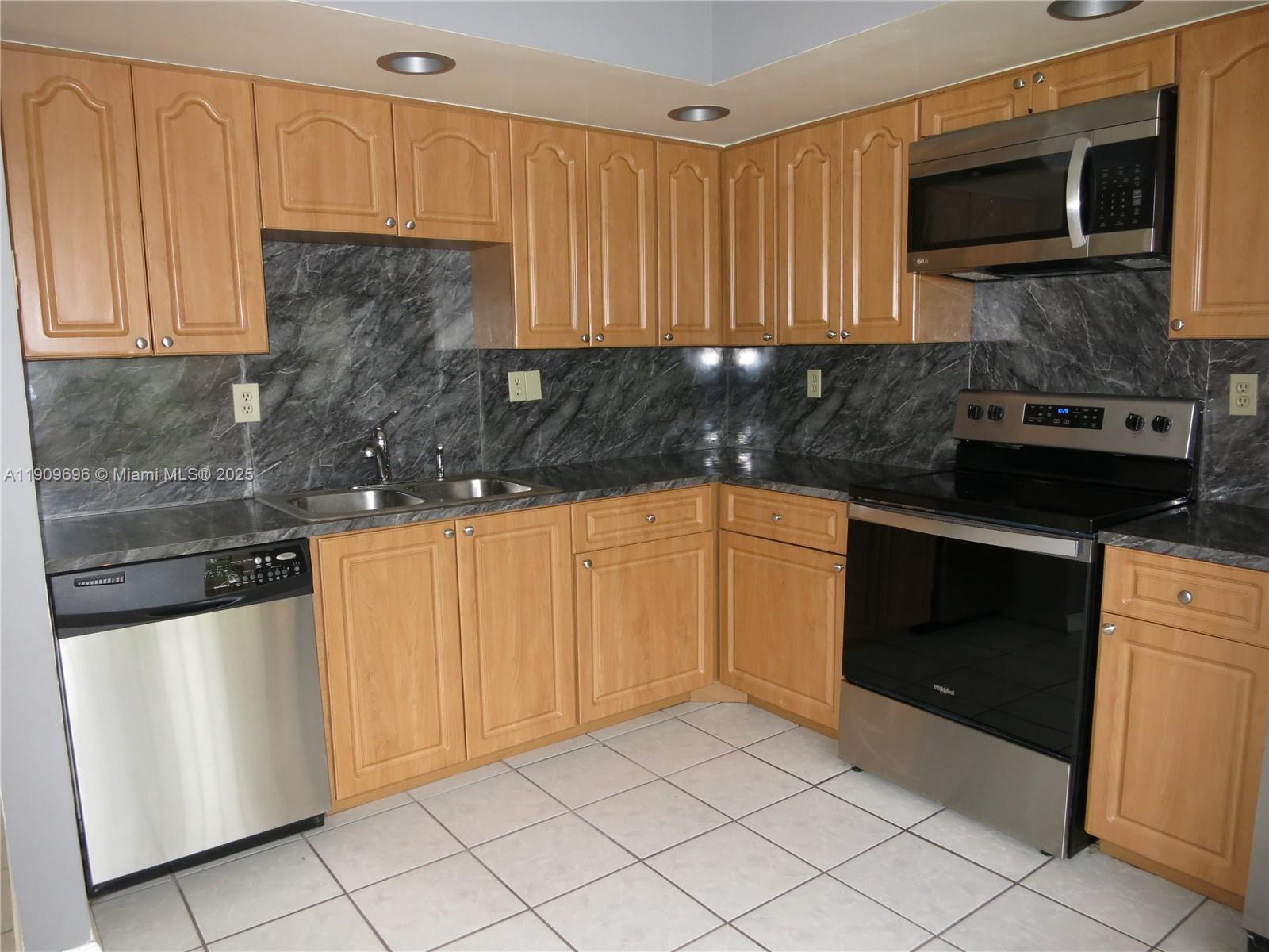 Horizons West Condo #5