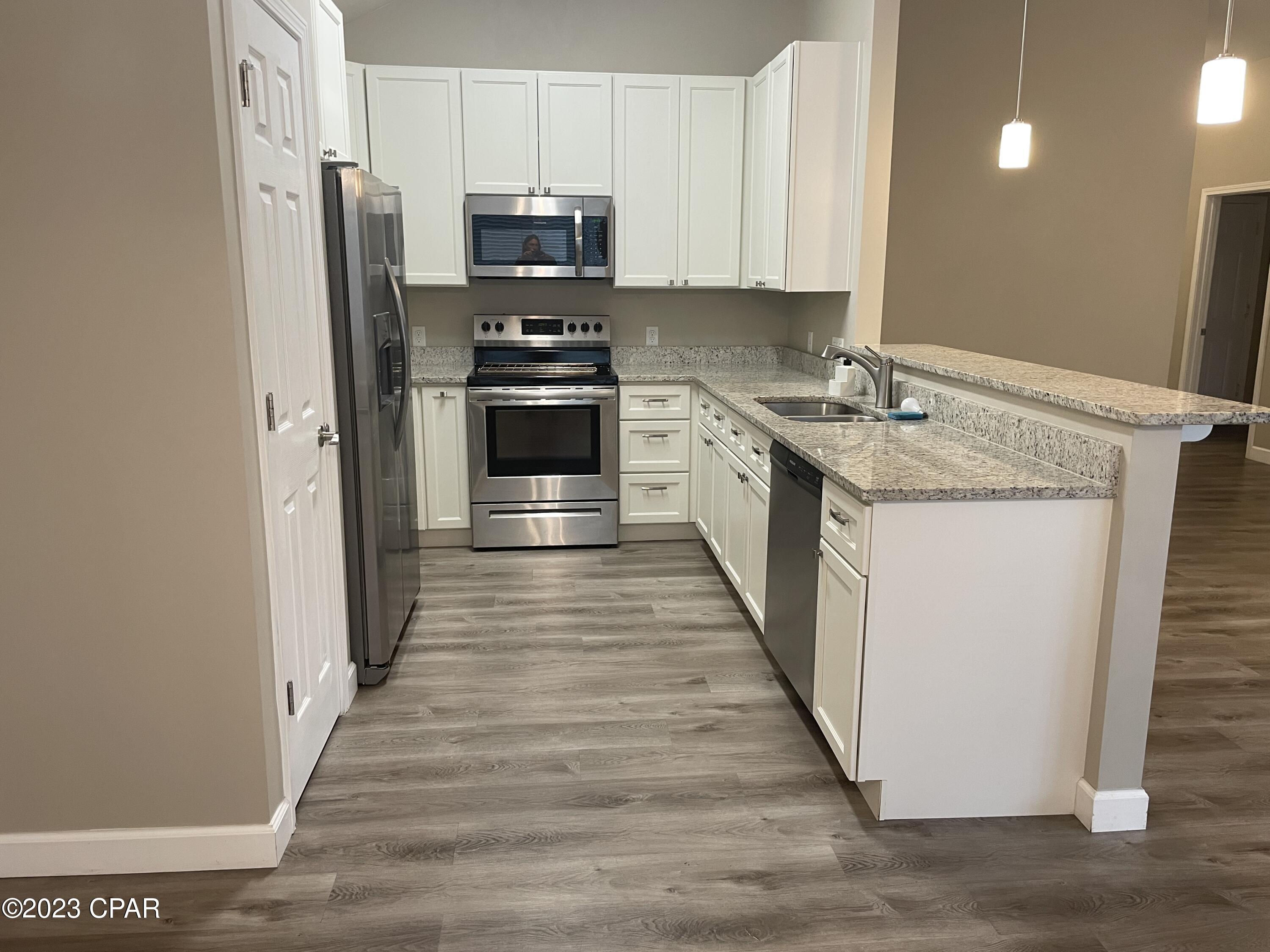 Image 2 For 102 Michelle Court