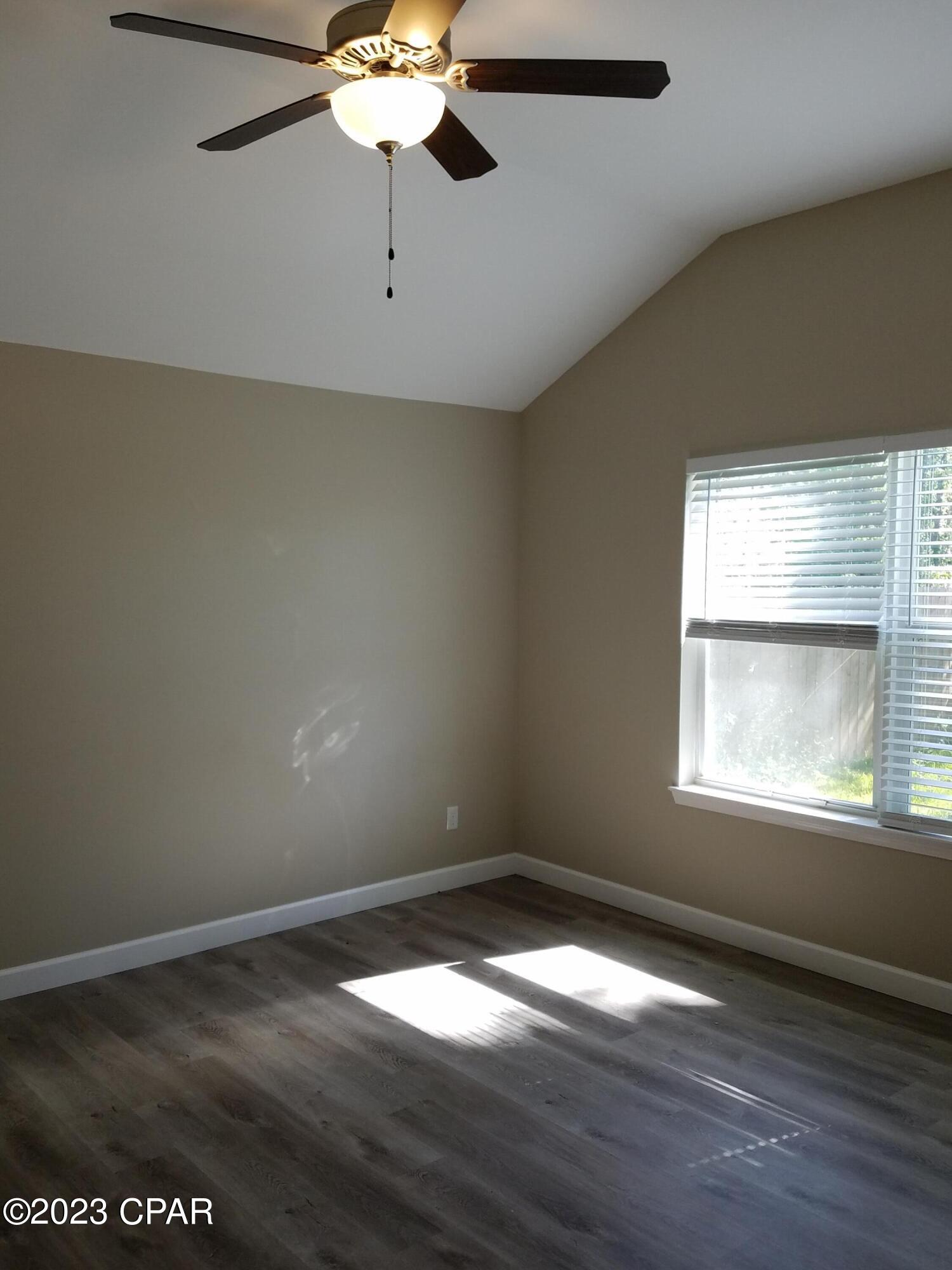 Image 7 For 102 Michelle Court