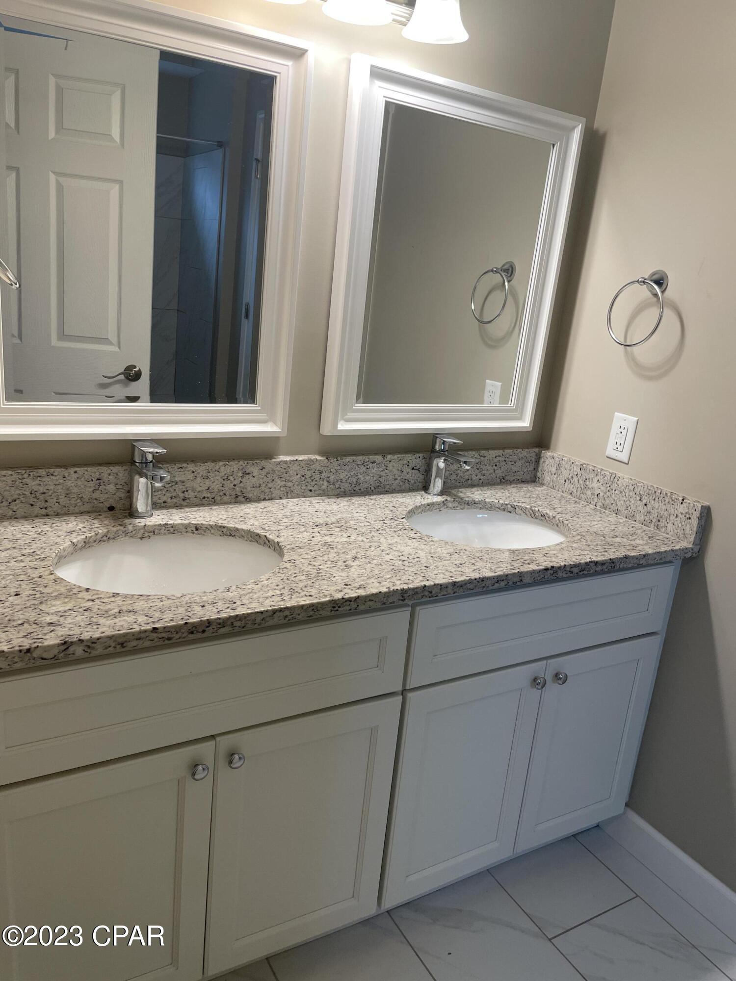 Image 9 For 102 Michelle Court