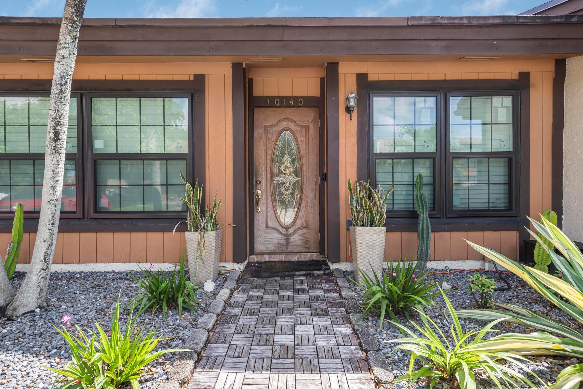 Homes for sale in Hollywood, FL | 10140 Phoenix Ave #10140, Hollywood, FL 33026 | MLS# F10535414