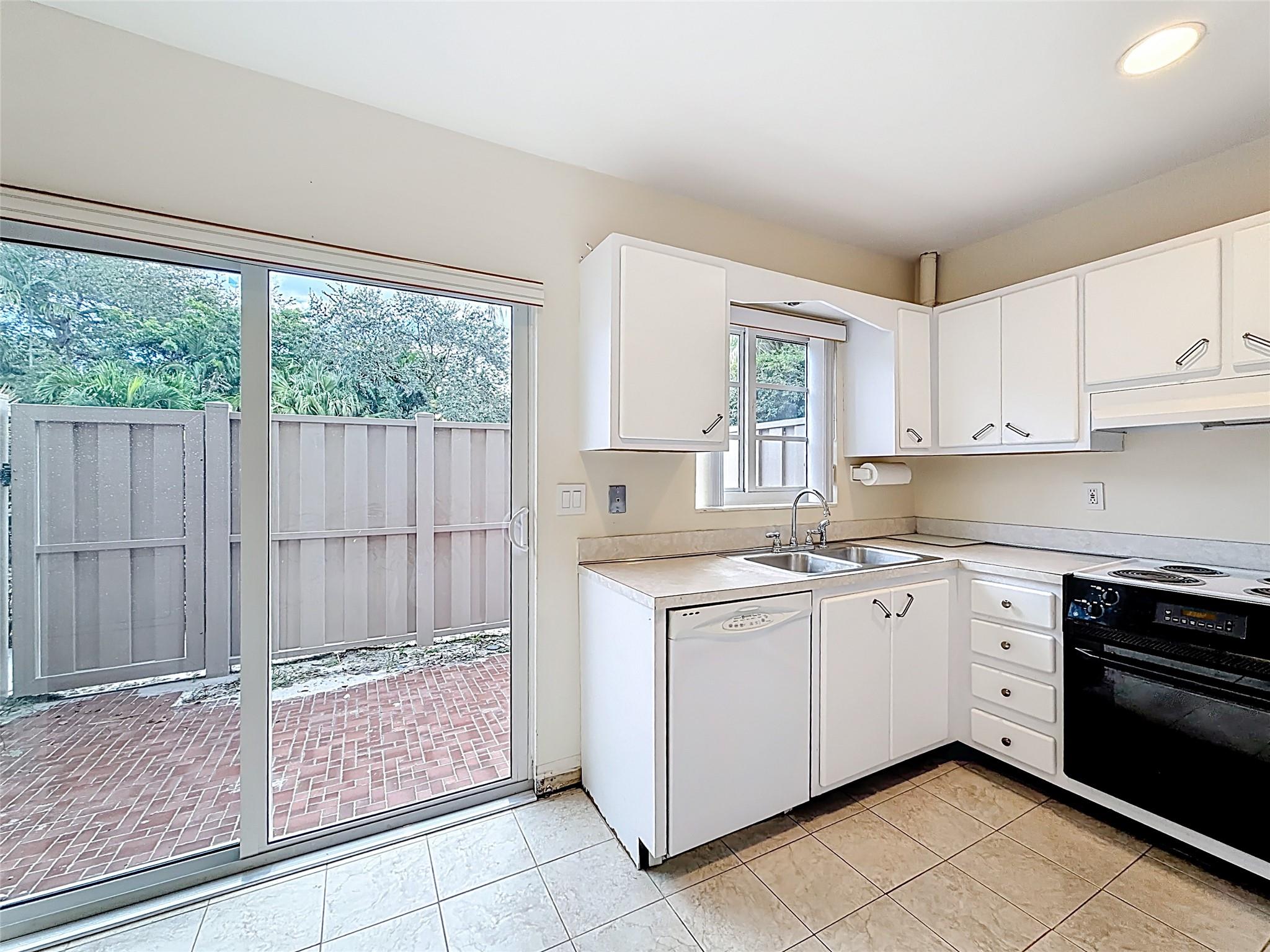 Homes for sale in Wilton Manors, FL | 79 Ne 20Th Ct, Wilton Manors, FL 33305 | MLS# F10535293