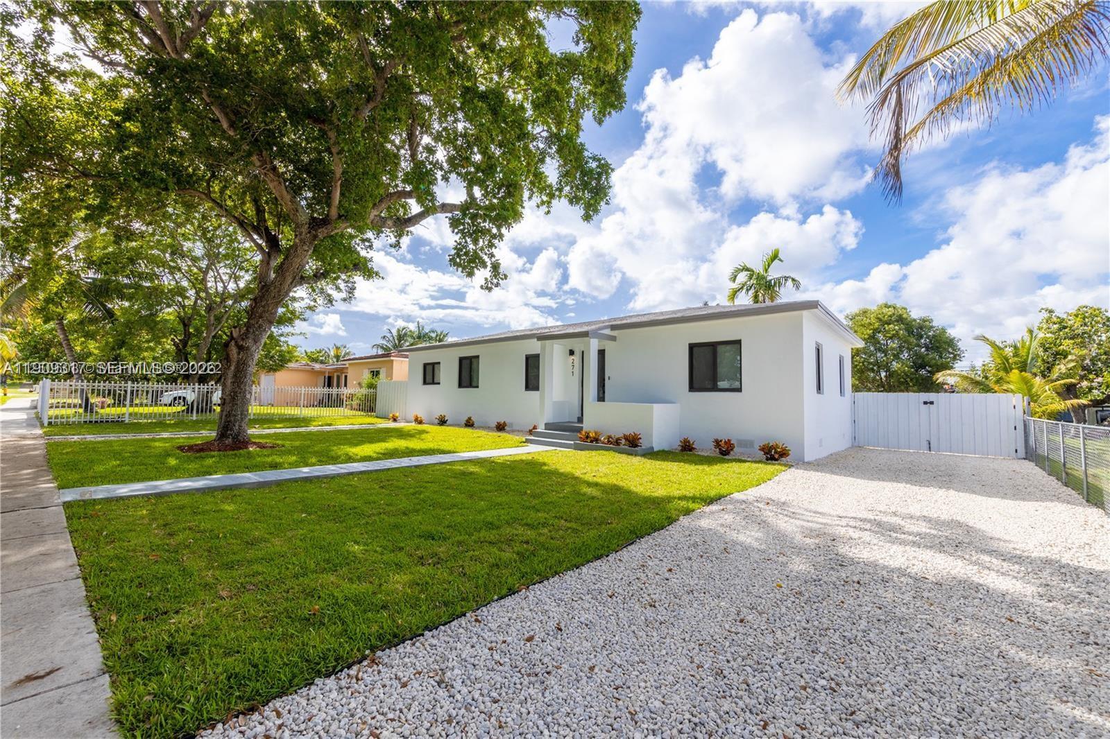 271 143rd St, Miami, Florida 33168