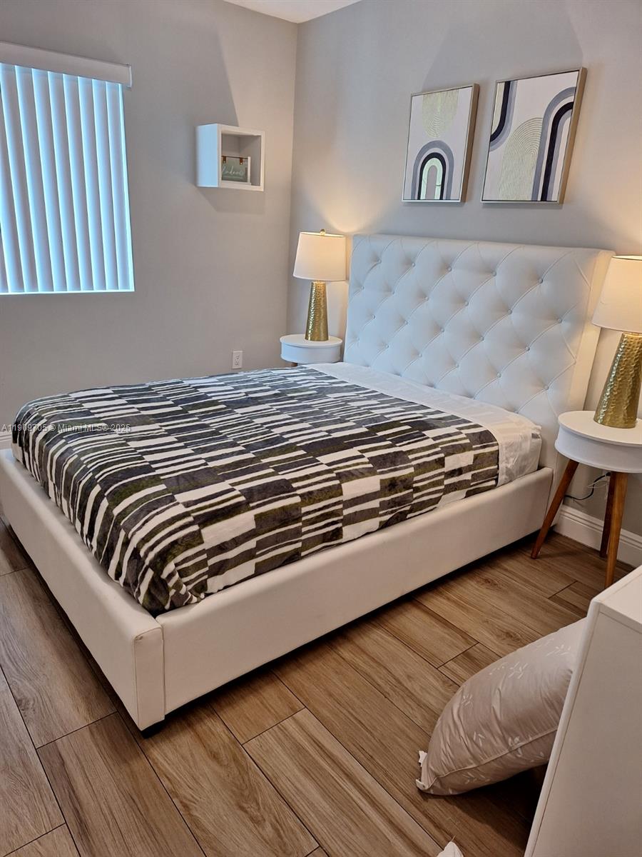  , Miami Gardens, Florida 33054