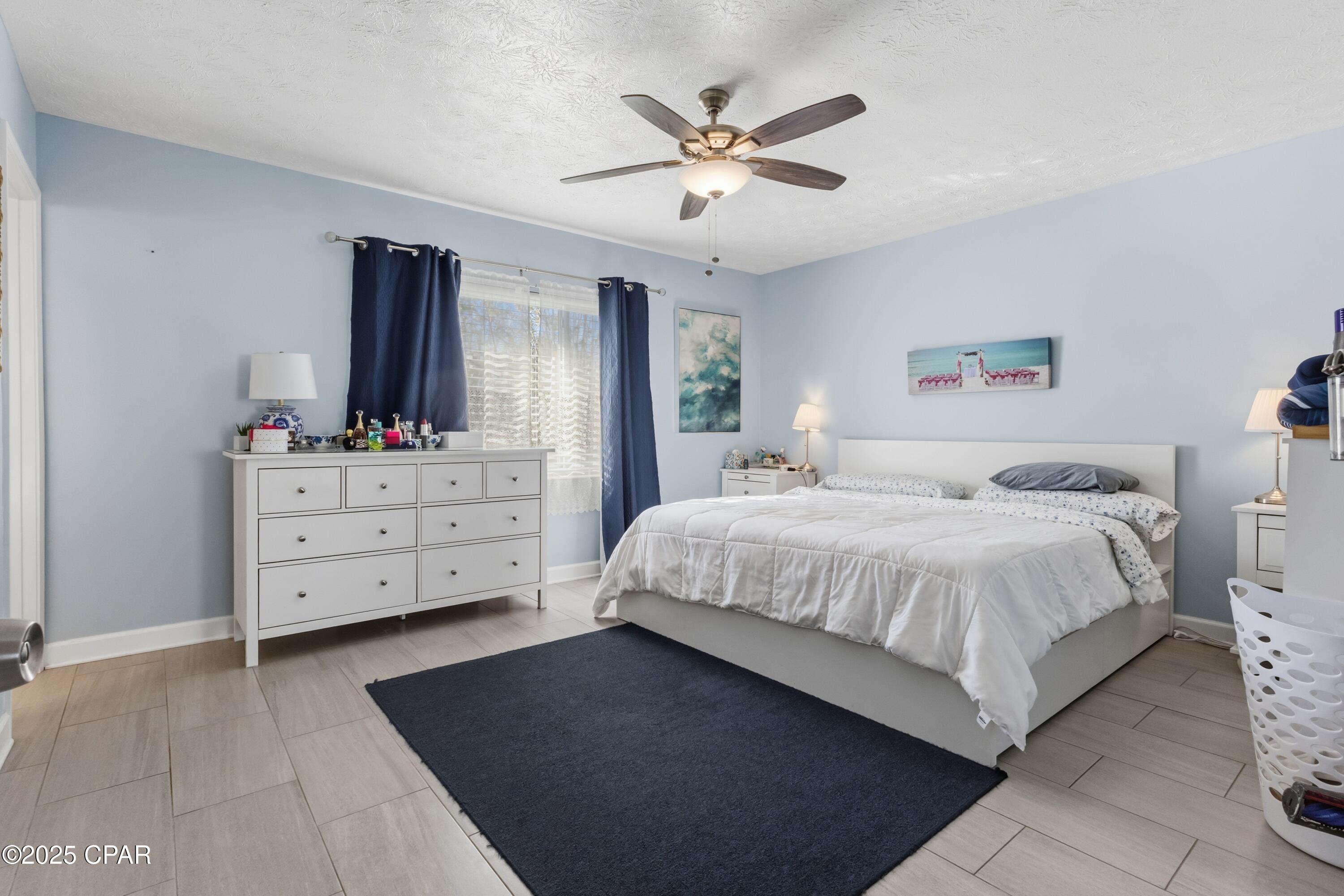 Image 12 For 305 Floyd Drive