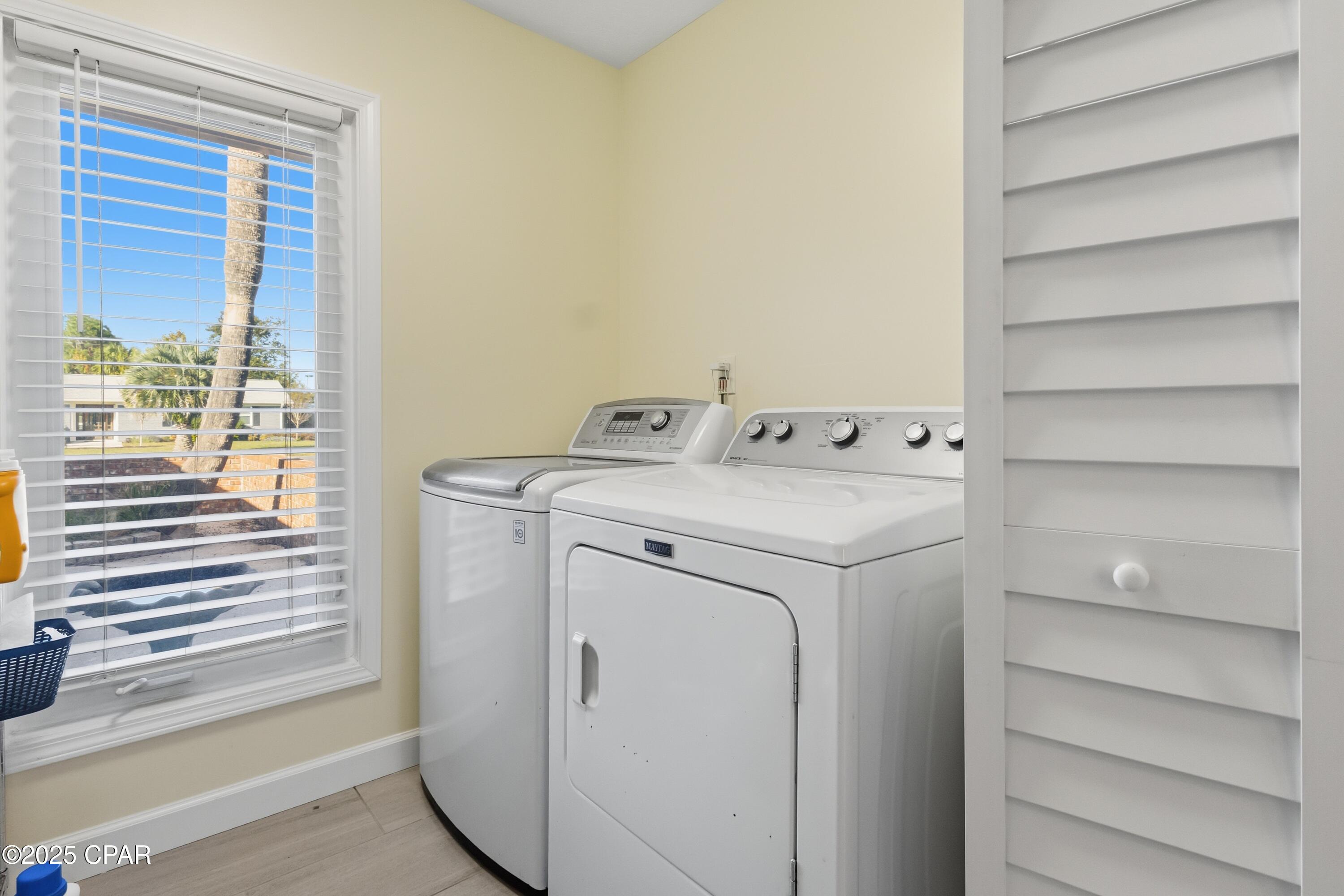 Image 16 For 305 Floyd Drive