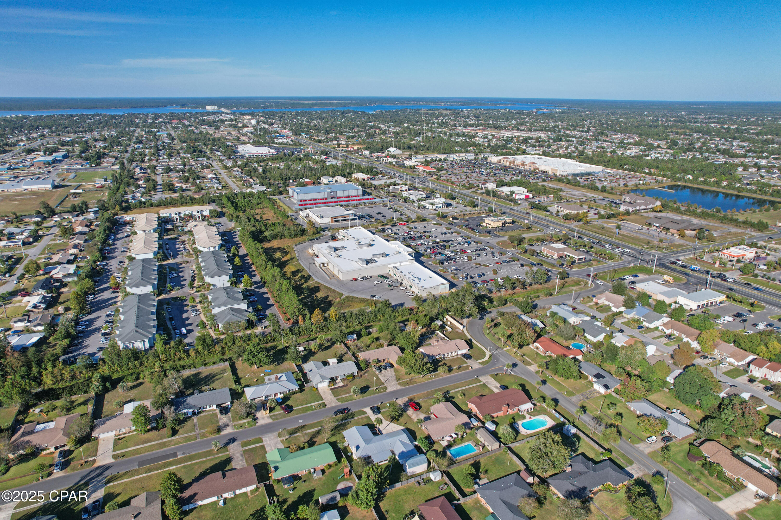 Image 19 For 305 Floyd Drive