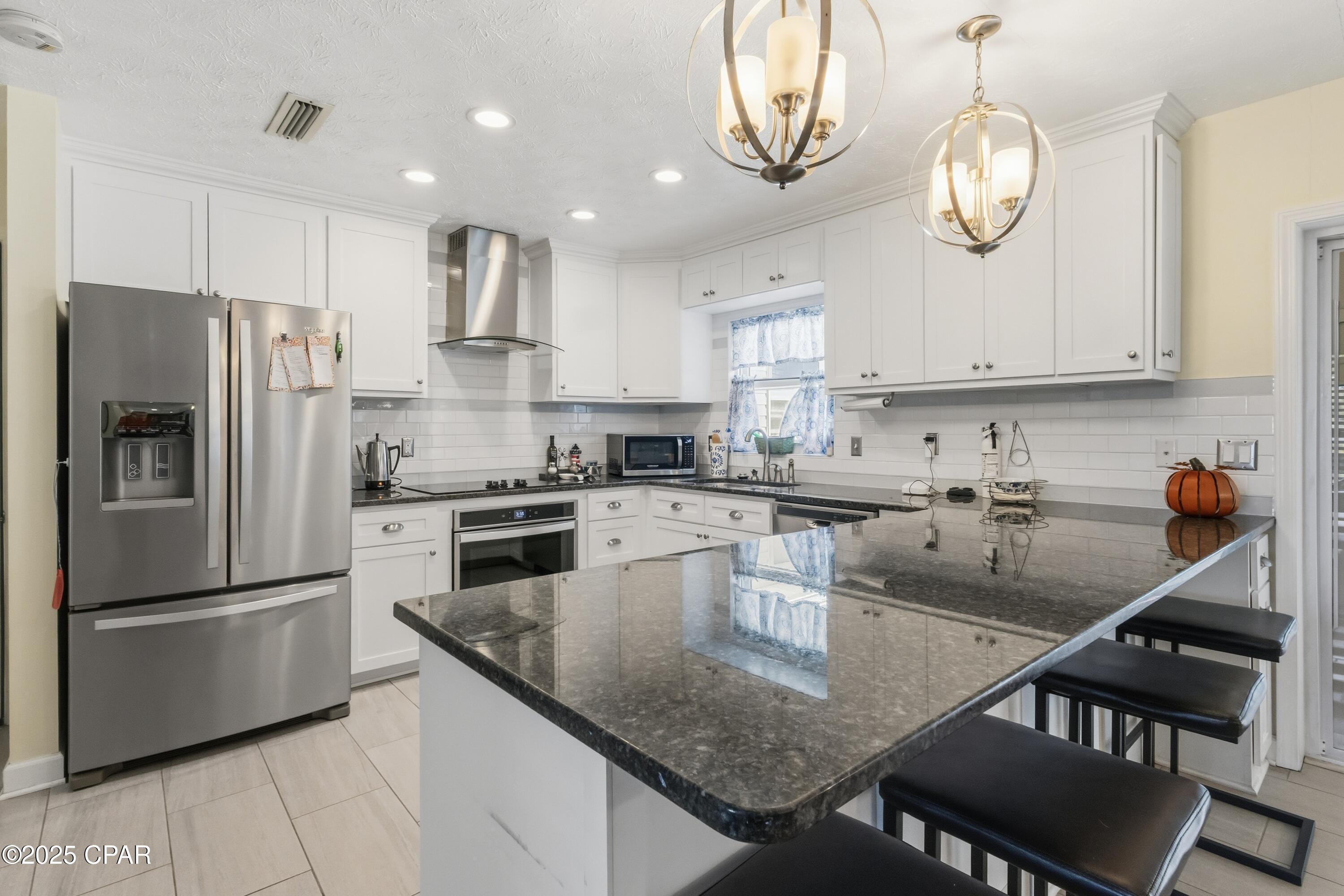 Image 4 For 305 Floyd Drive