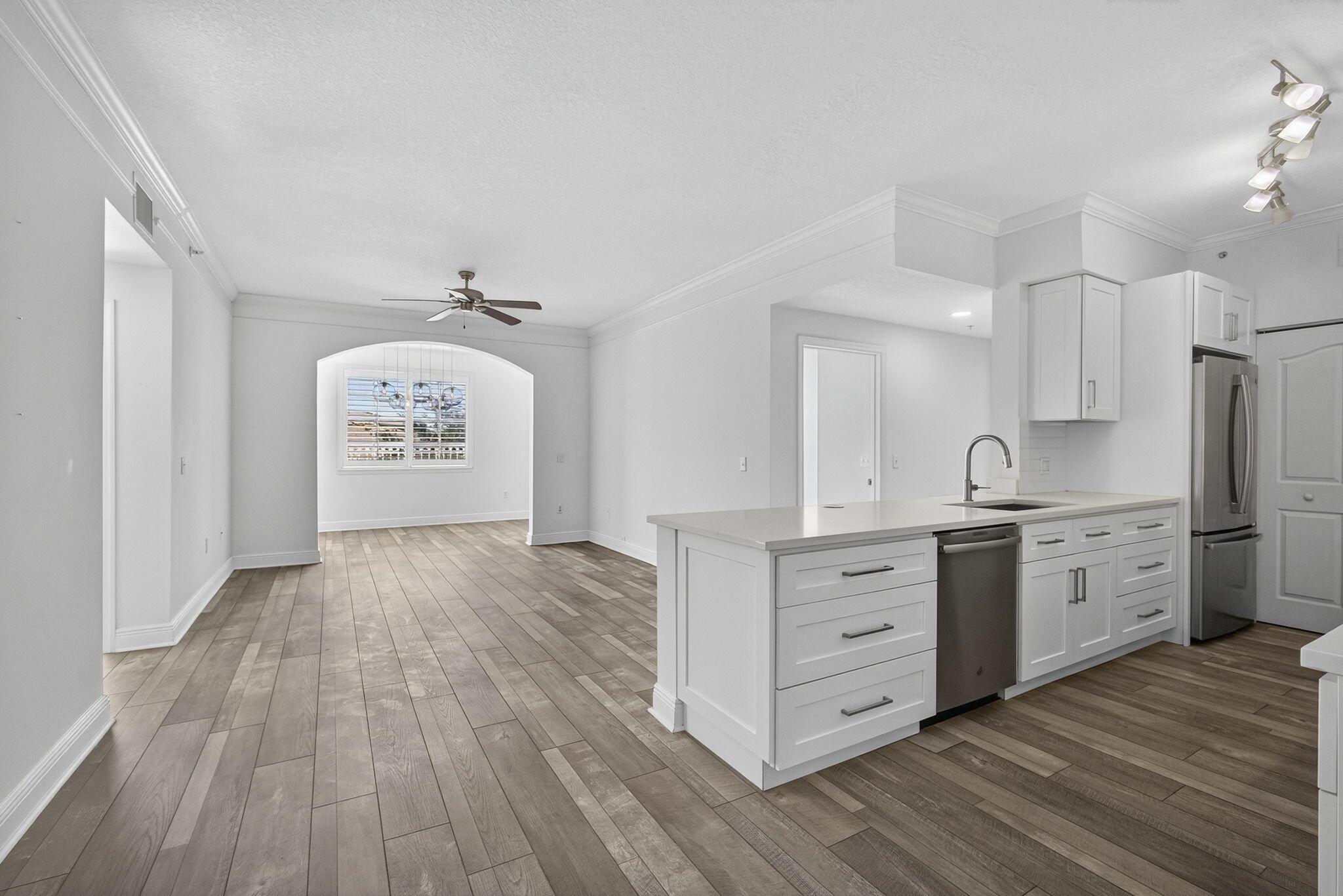 Fiore At The Gardens Cond