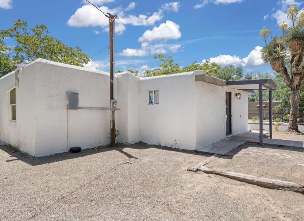 2024 SE Hinkle Street, Albuquerque, NM, 87102