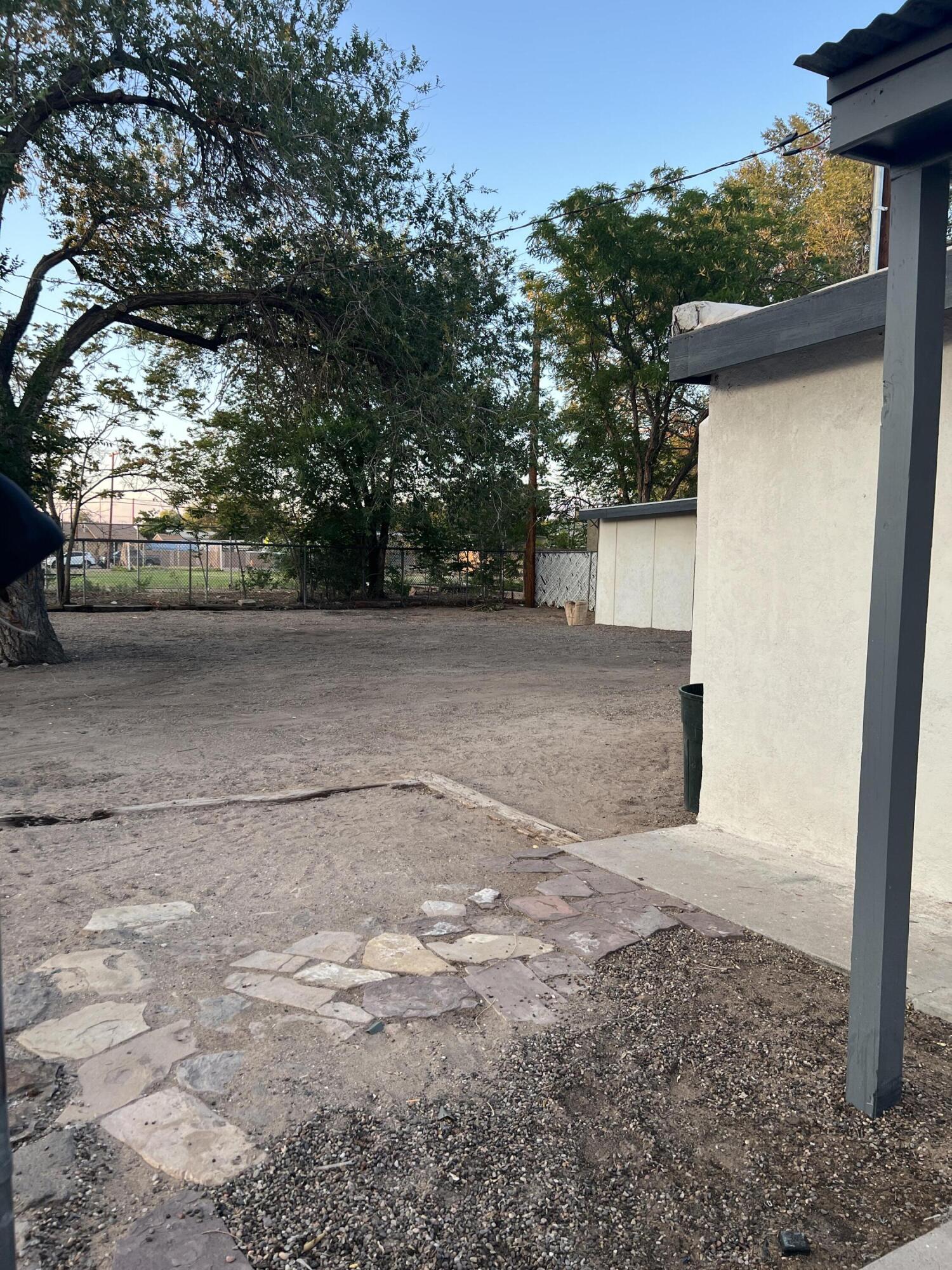 2024 SE Hinkle Street, Albuquerque, NM, 87102