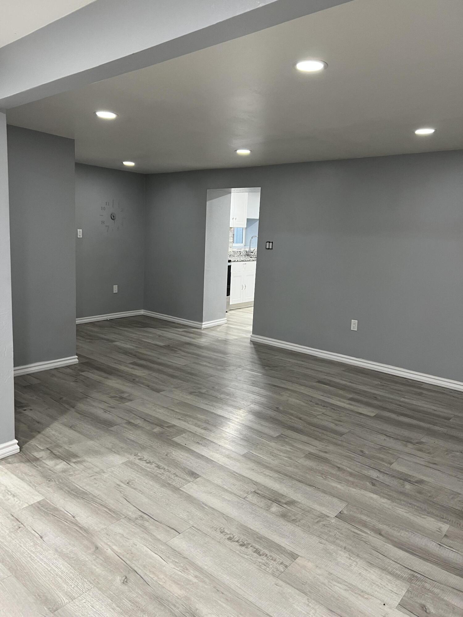2024 SE Hinkle Street, Albuquerque, NM, 87102