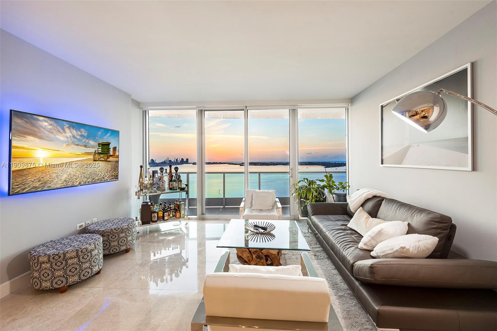Condo for Rent in Miami, FL