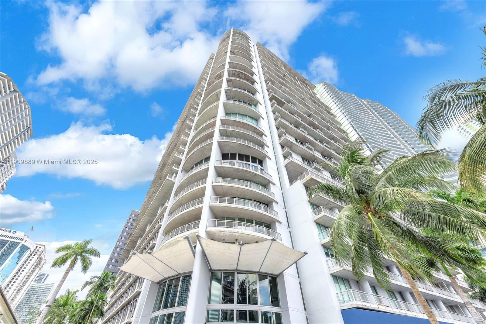Loft style condo unit in the heart of Brickell with amazing views of the Brickell skyline and Miami River. This unit is a 5 minute walk from the Brickell City Centre and is also located on the Miami River and the Miami Underline walkway. Brand new ceramic tile has been laid throughout the unit and it has been recently painted. 1 bedroom and 1 and a half bathrooms with washer and dryer and a parking space in covered and secure parking garage. Excellent amenities include a full gym, pool, dog park, recreation room, elegant lobby, and valet parking for guests.
