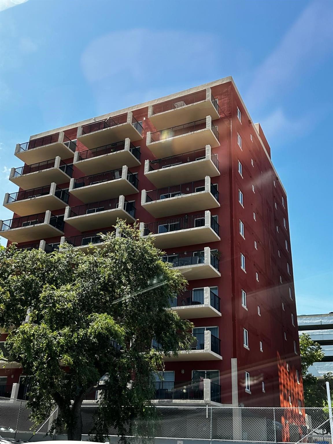 Emerald Plaza On Coral