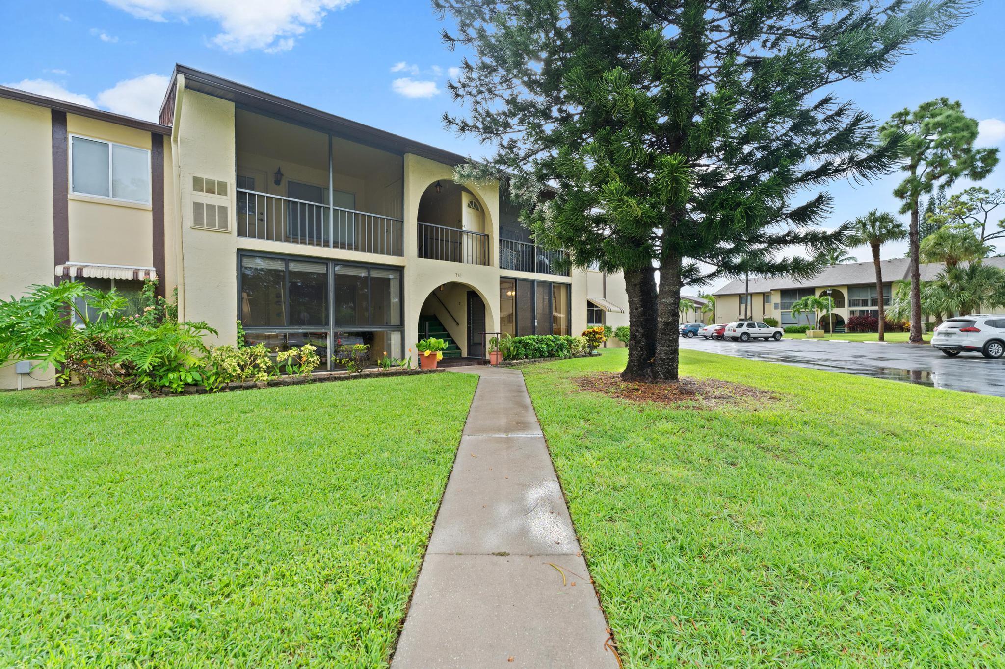 Pine Ridge III Condo