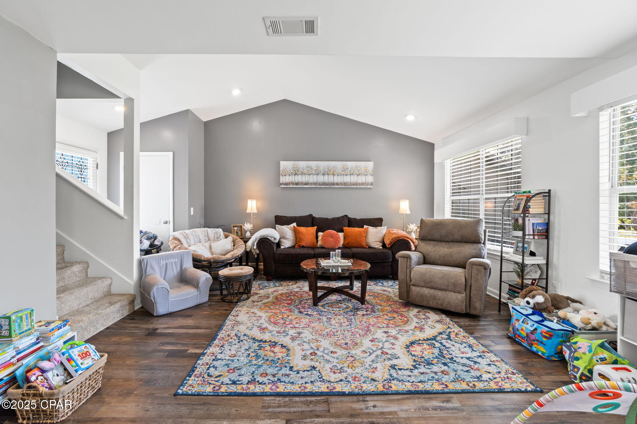 Image 11 For 307 Cove Boulevard