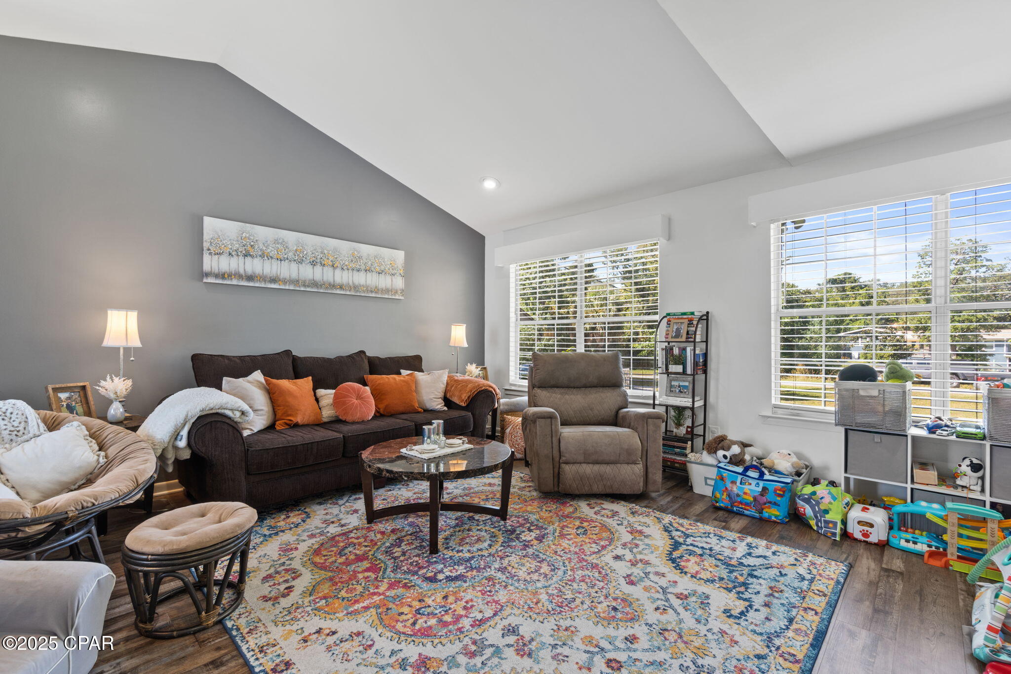 Image 14 For 307 Cove Boulevard