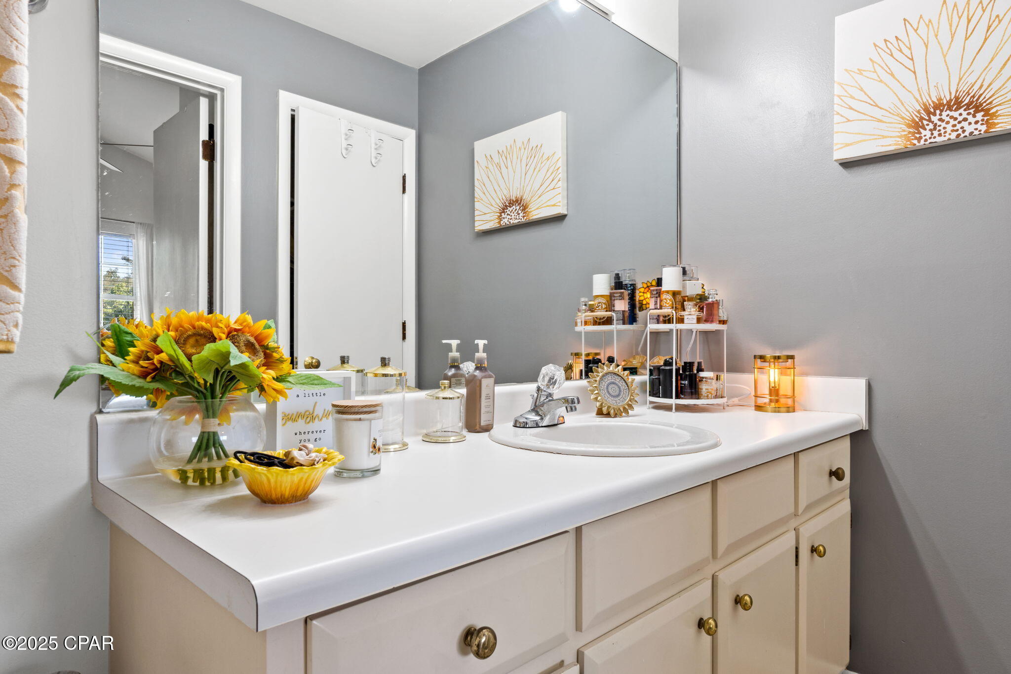 Image 20 For 307 Cove Boulevard