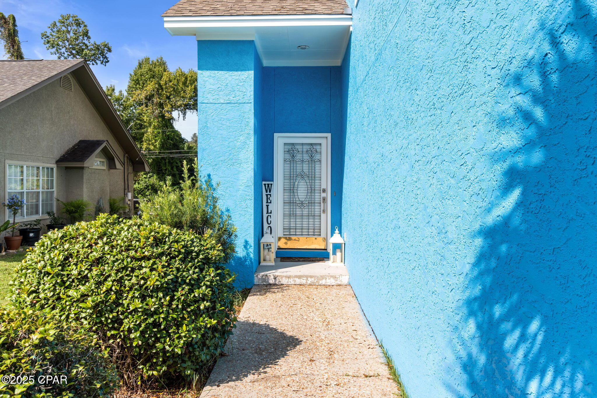 Image 4 For 307 Cove Boulevard