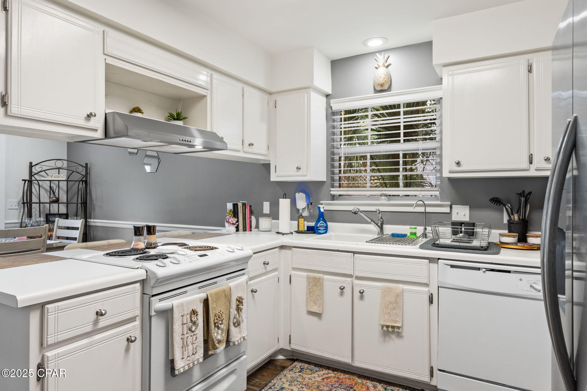 Image 5 For 307 Cove Boulevard