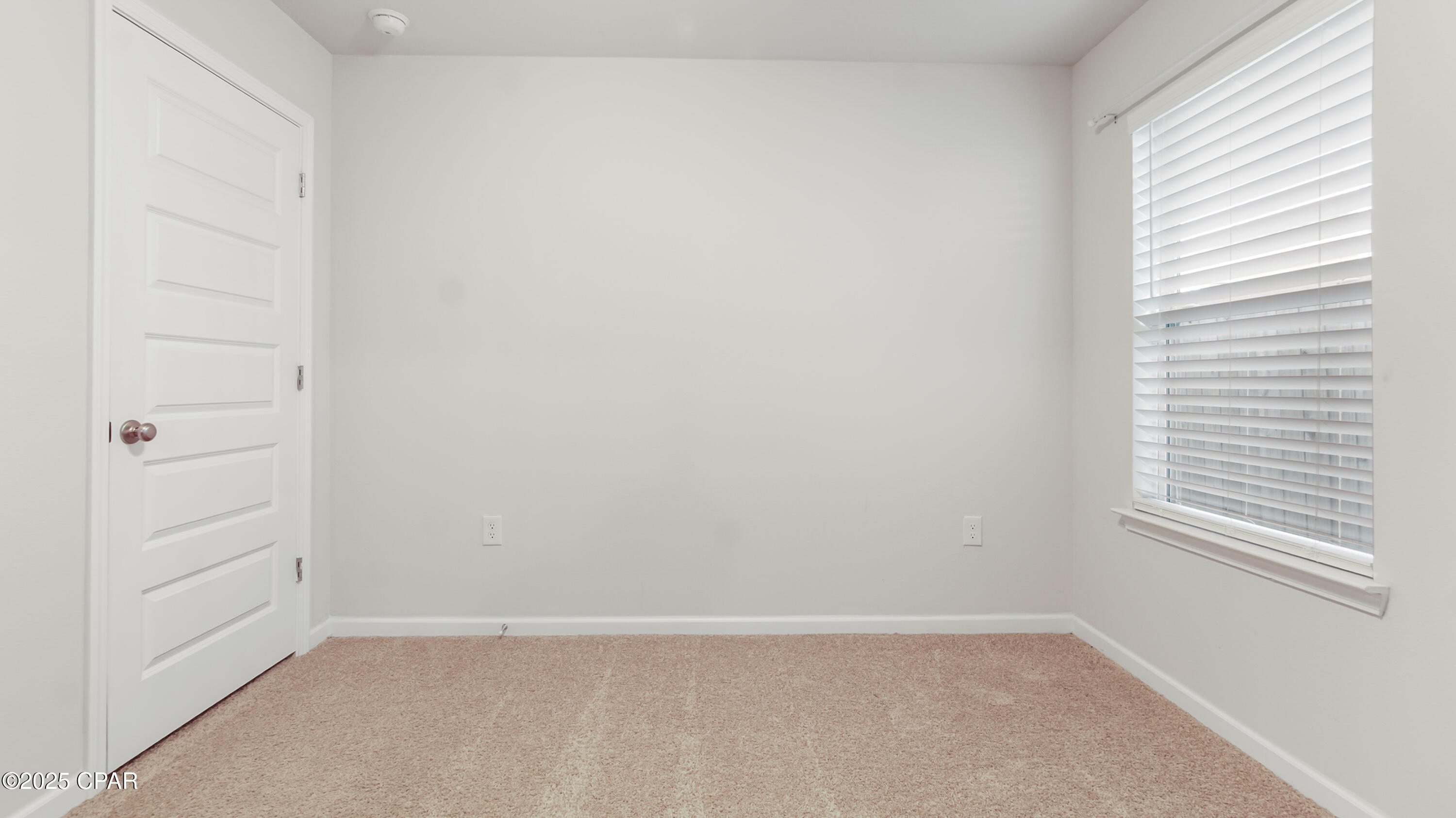 Image 11 For 4028 Silver Spur Road