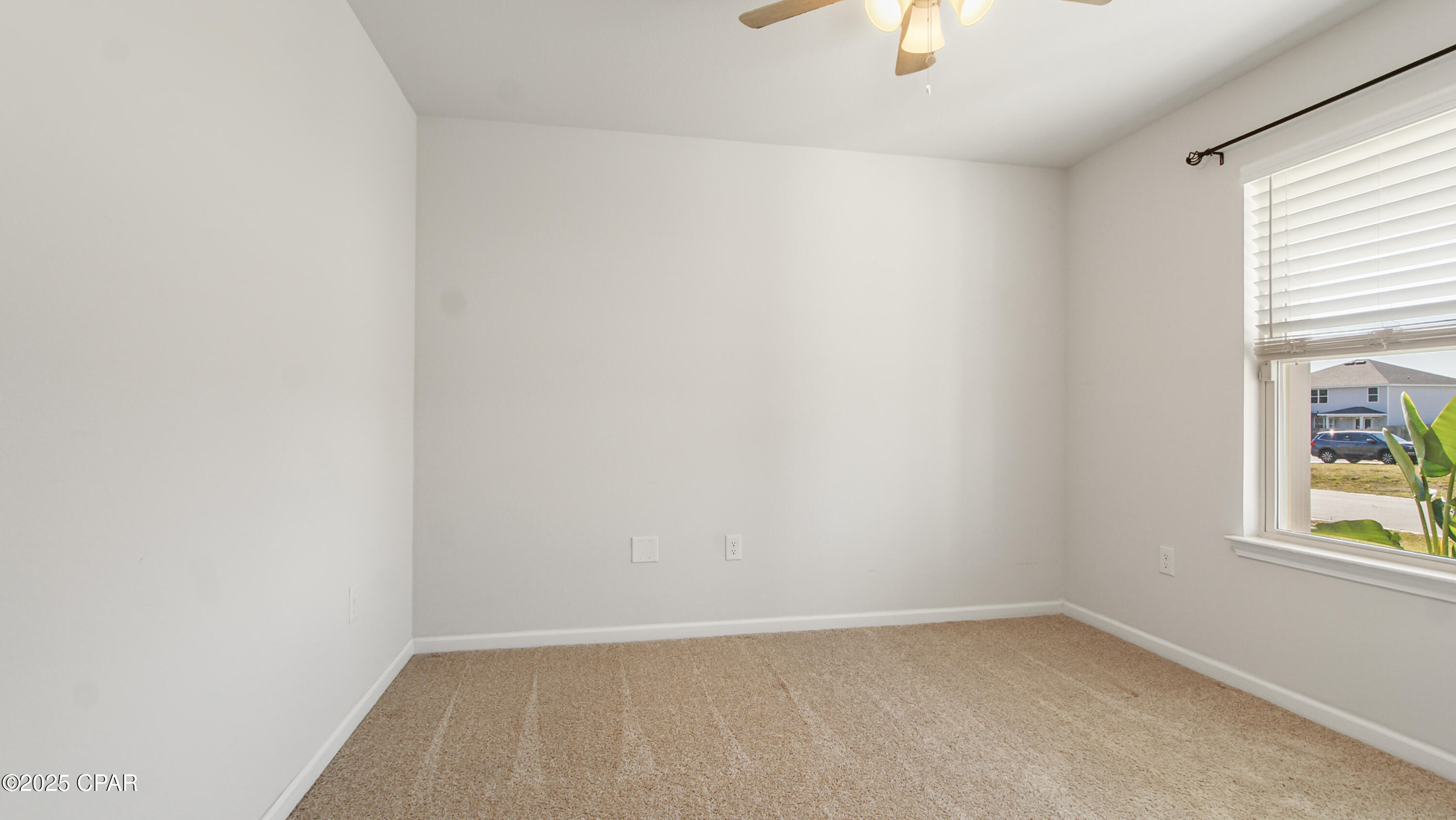 Image 8 For 4028 Silver Spur Road