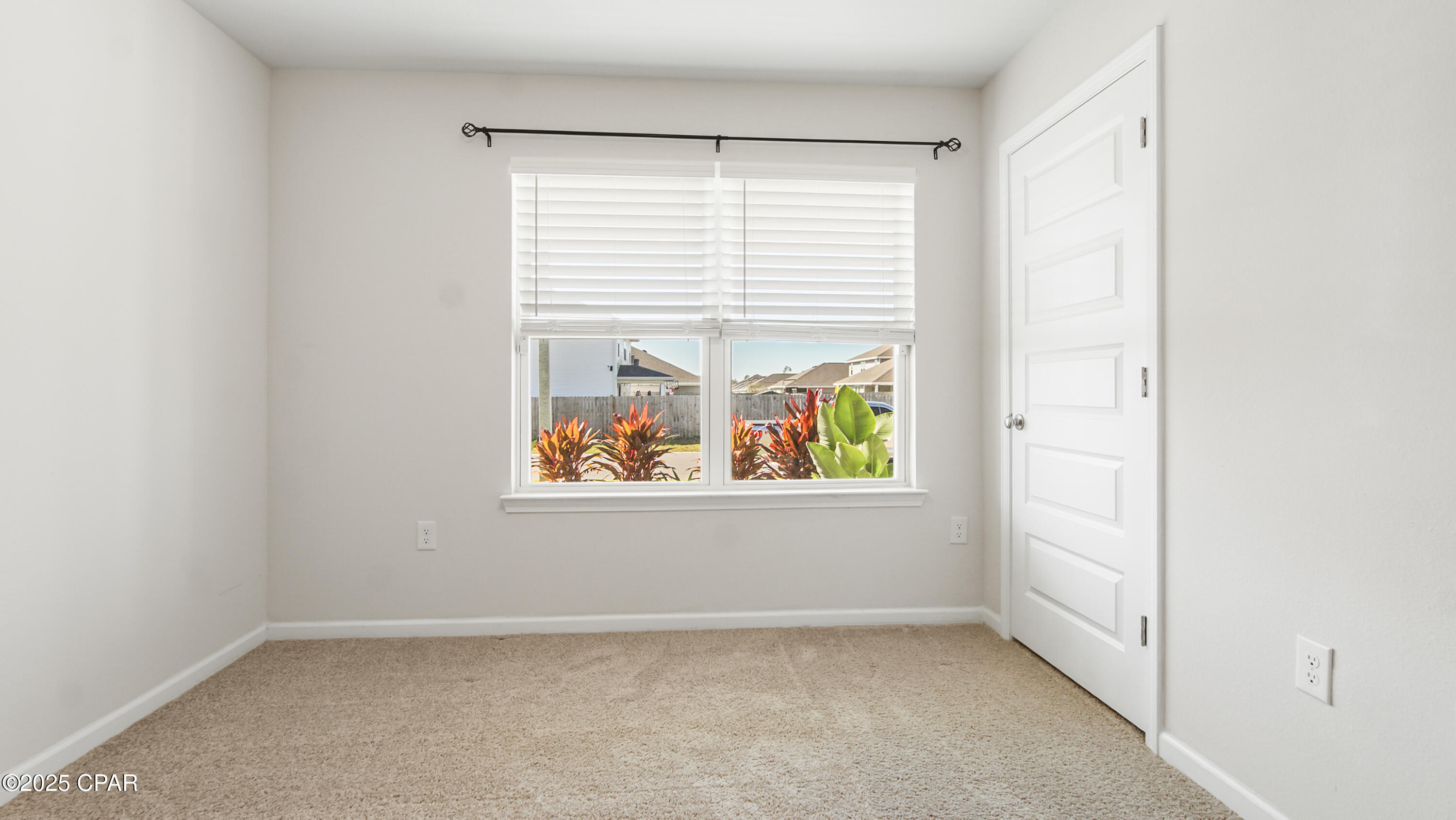 Image 9 For 4028 Silver Spur Road