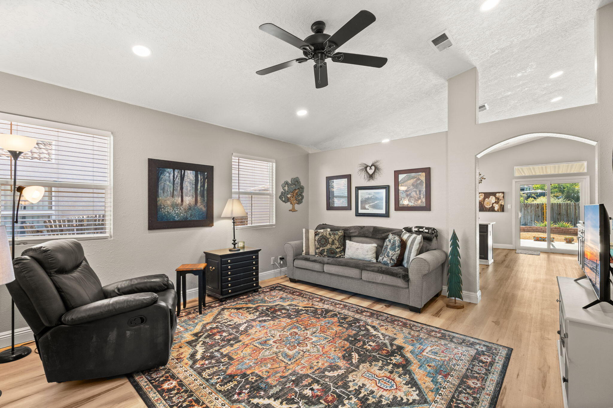 Homes for sale in Albuquerque, NM | 4428 Loren Ave Nw, Albuquerque, NM 87114 | MLS# 1094117