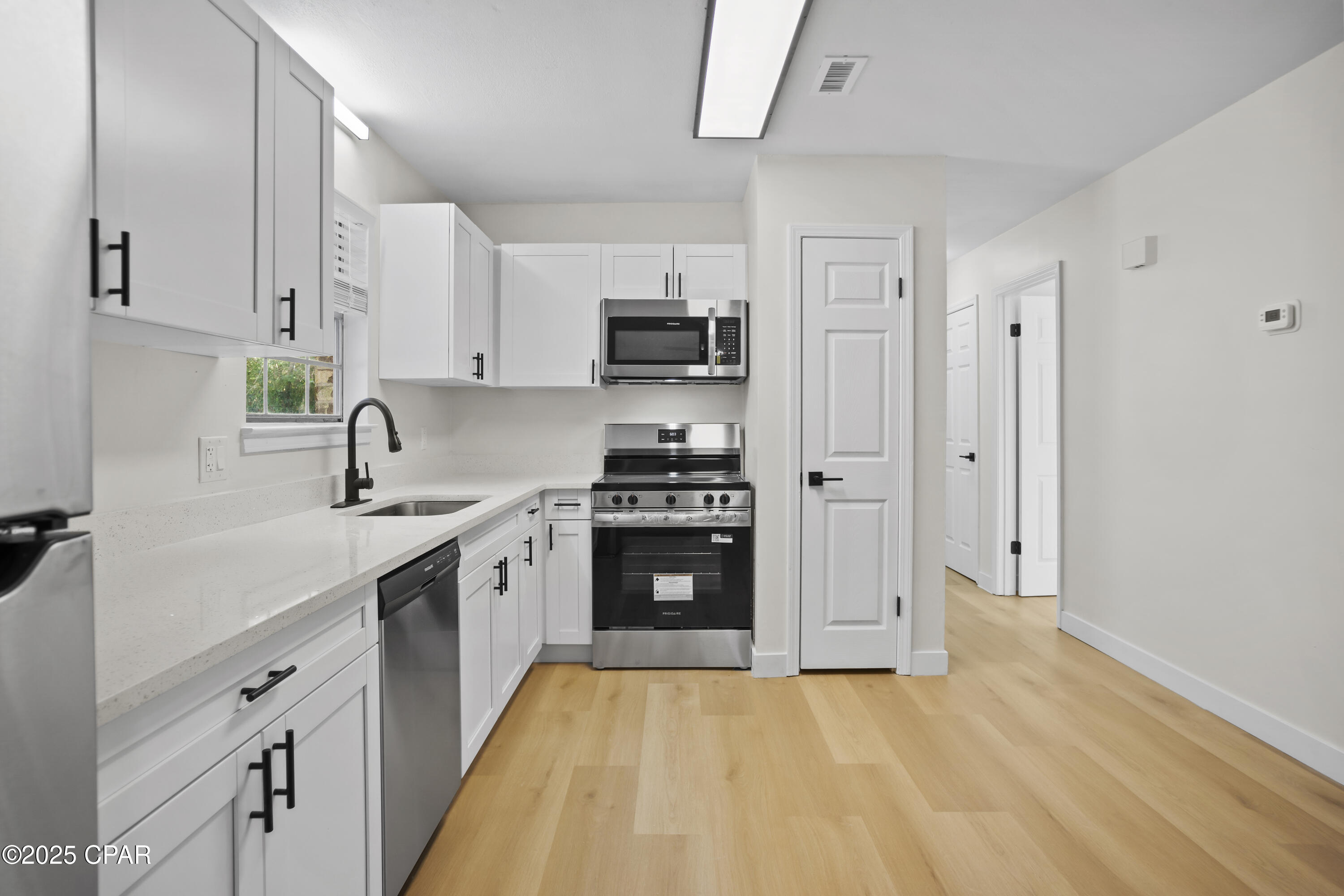 Image 16 For 5096 Fort Road