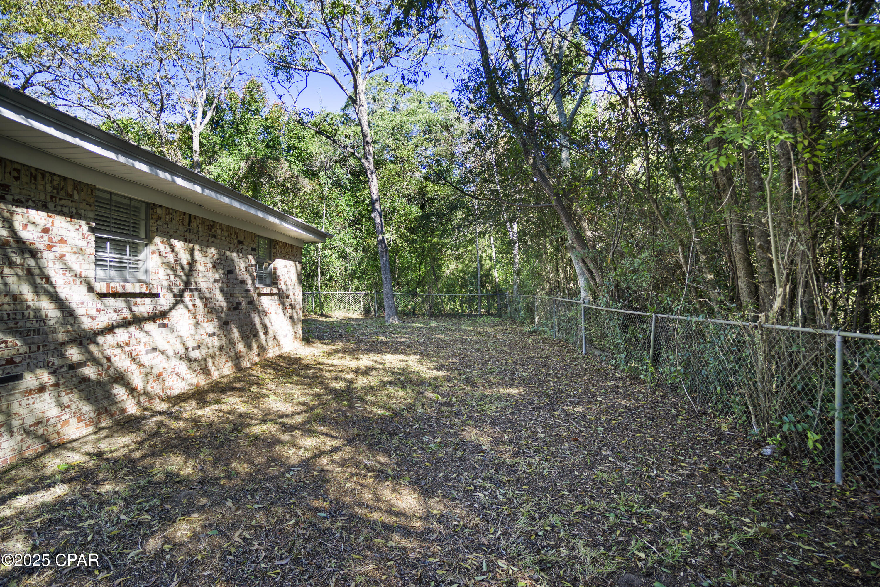 Image 28 For 5096 Fort Road