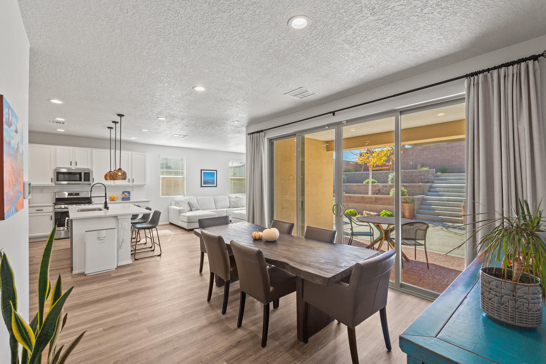 5417 Redtop Street, Rio Rancho NM 87144