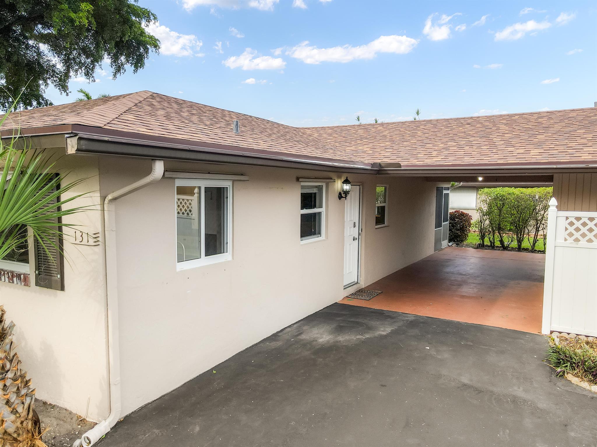 Country Manors Condo